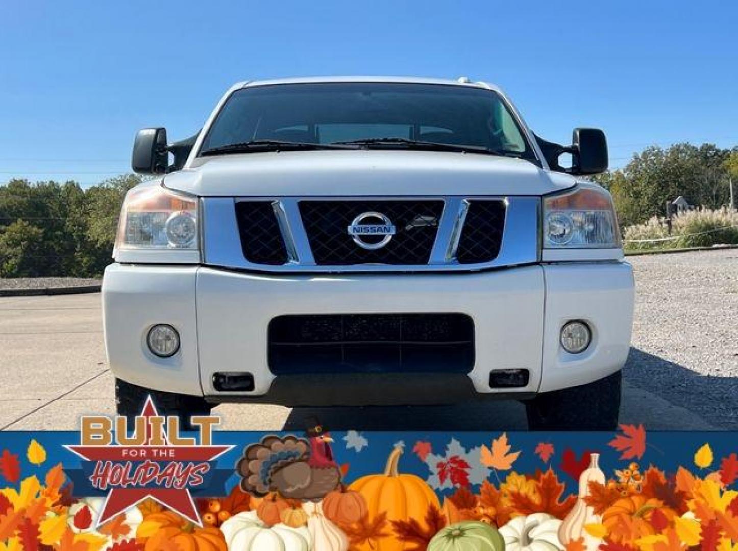 2014 WHITE /Black NISSAN TITAN PRO-4X (1N6BA0EC2EN) with an 5.6L engine, Automatic transmission, located at 2990 Old Orchard Rd., Jackson, MO, 63755, 37.354214, -89.612106 - Photo#11