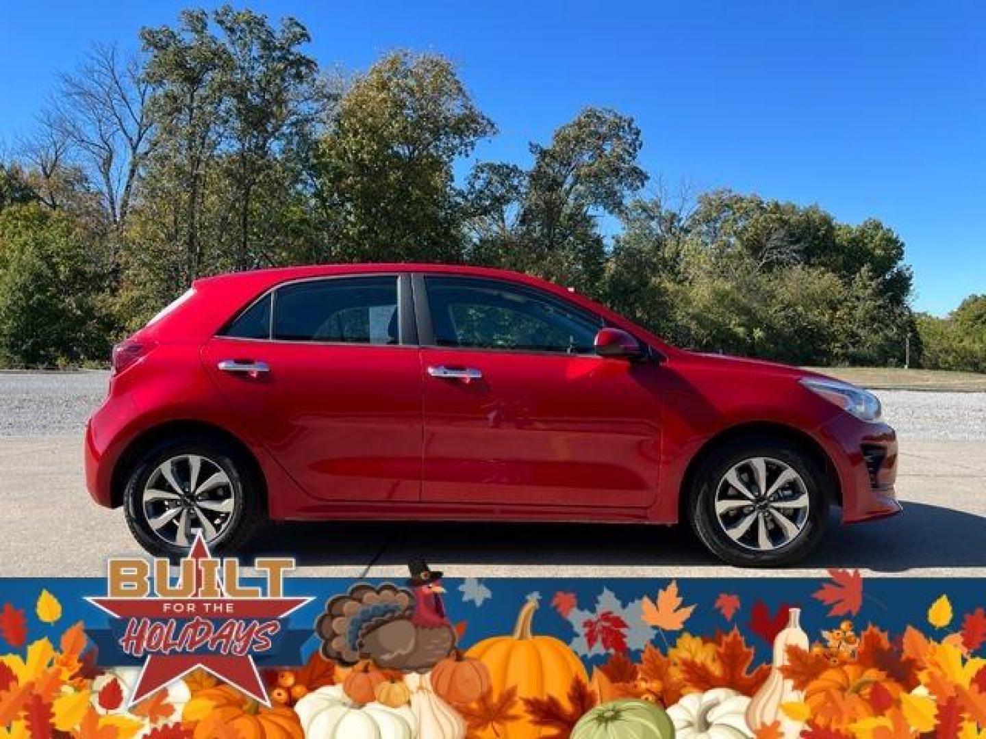 2022 RED /Black KIA RIO S (3KPA25AD6NE) with an 1.6L engine, Continuously Variable transmission, located at 2990 Old Orchard Rd., Jackson, MO, 63755, 37.354214, -89.612106 - Photo#5