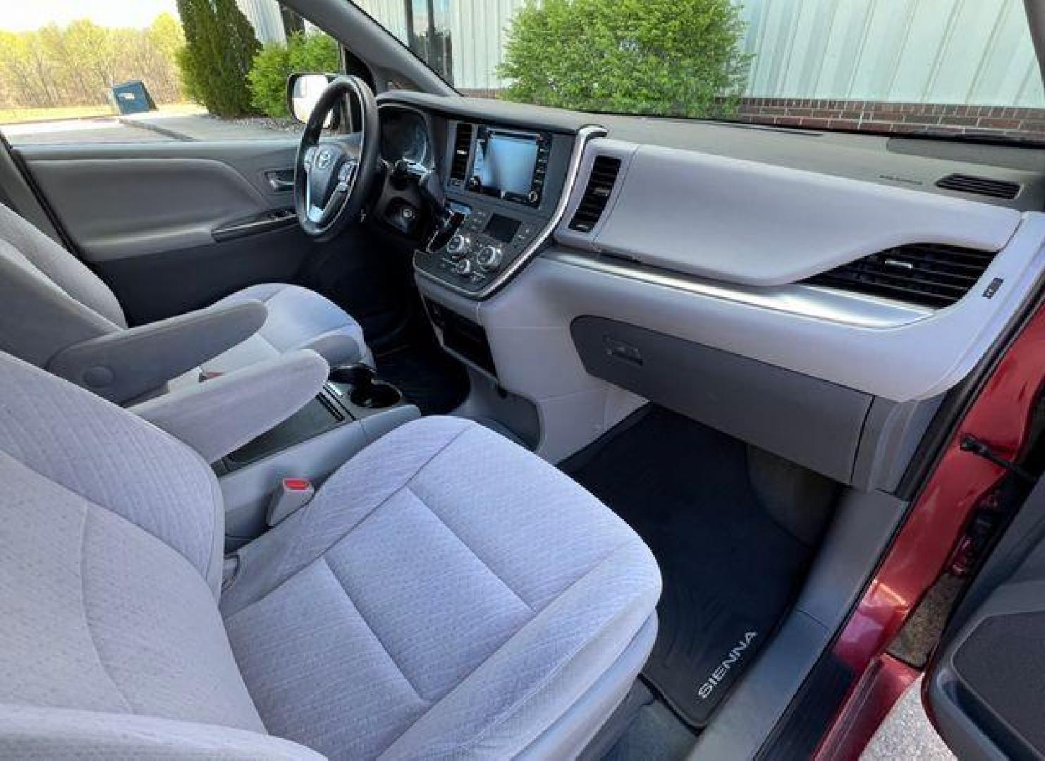 2020 MAROON /Tan TOYOTA SIENNA LE (5TDKZ3DC6LS) with an 3.5L engine, Automatic transmission, located at 2990 Old Orchard Rd., Jackson, MO, 63755, 37.354214, -89.612106 - Photo#15