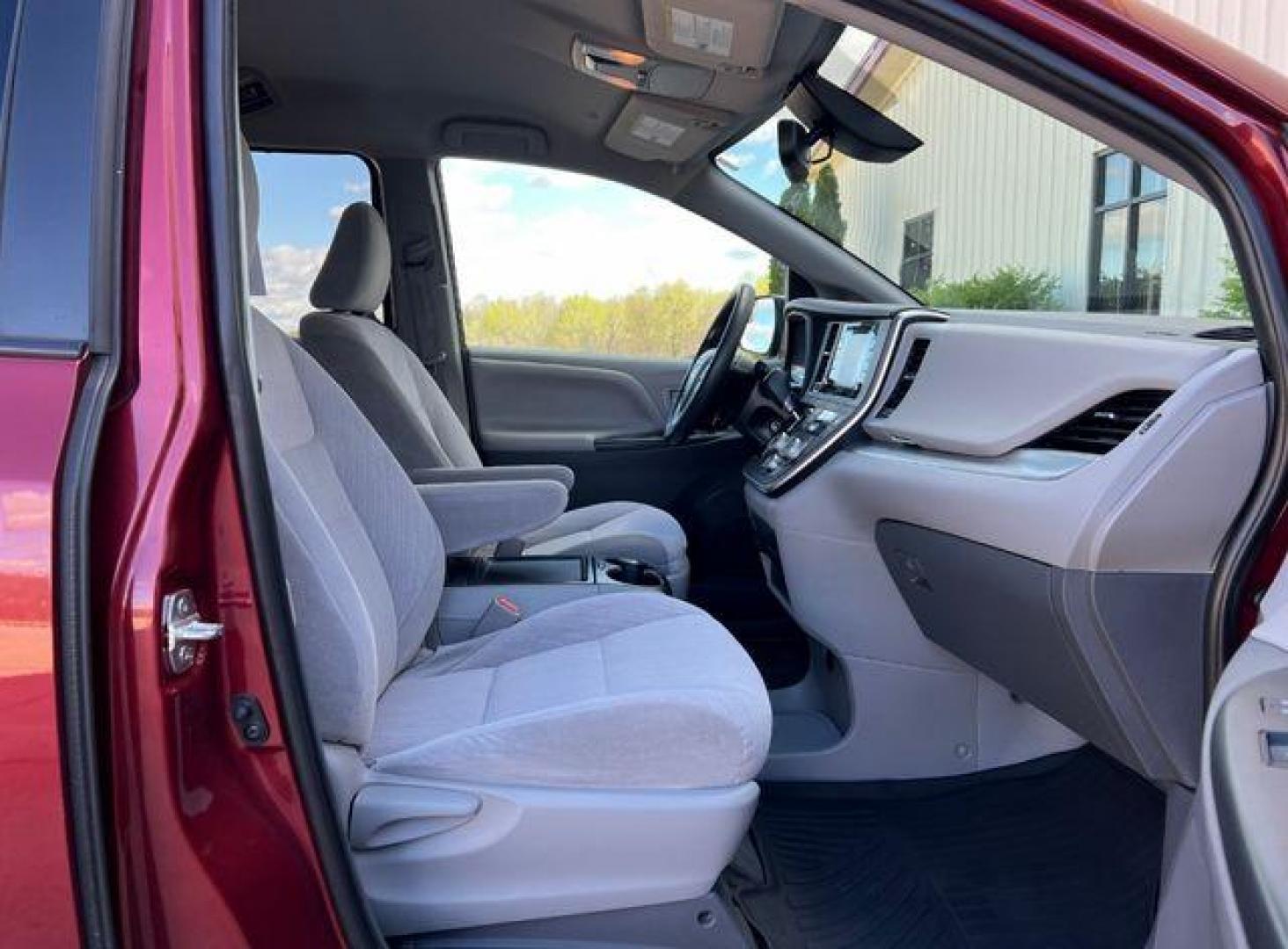 2020 MAROON /Tan TOYOTA SIENNA LE (5TDKZ3DC6LS) with an 3.5L engine, Automatic transmission, located at 2990 Old Orchard Rd., Jackson, MO, 63755, 37.354214, -89.612106 - Photo#16