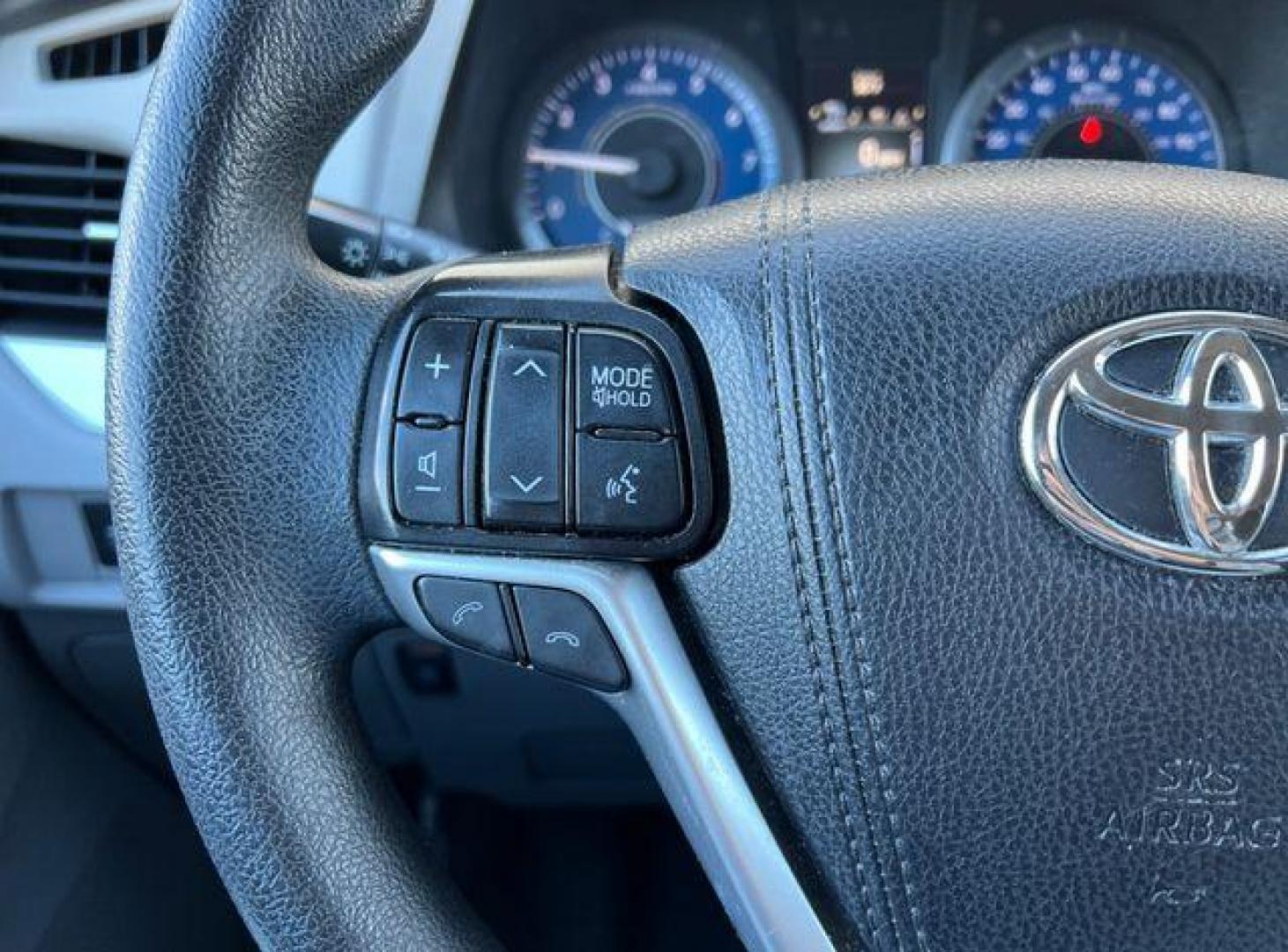 2020 MAROON /Tan TOYOTA SIENNA LE (5TDKZ3DC6LS) with an 3.5L engine, Automatic transmission, located at 2990 Old Orchard Rd., Jackson, MO, 63755, 37.354214, -89.612106 - Photo#25