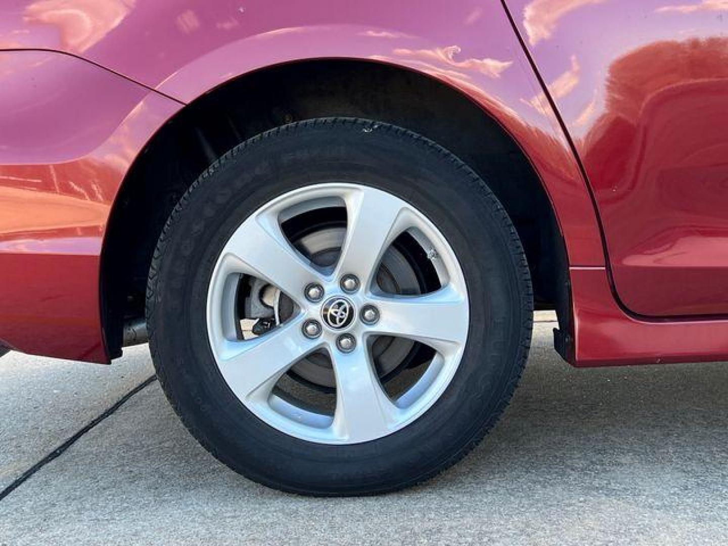 2020 MAROON /Tan TOYOTA SIENNA LE (5TDKZ3DC6LS) with an 3.5L engine, Automatic transmission, located at 2990 Old Orchard Rd., Jackson, MO, 63755, 37.354214, -89.612106 - Photo#43