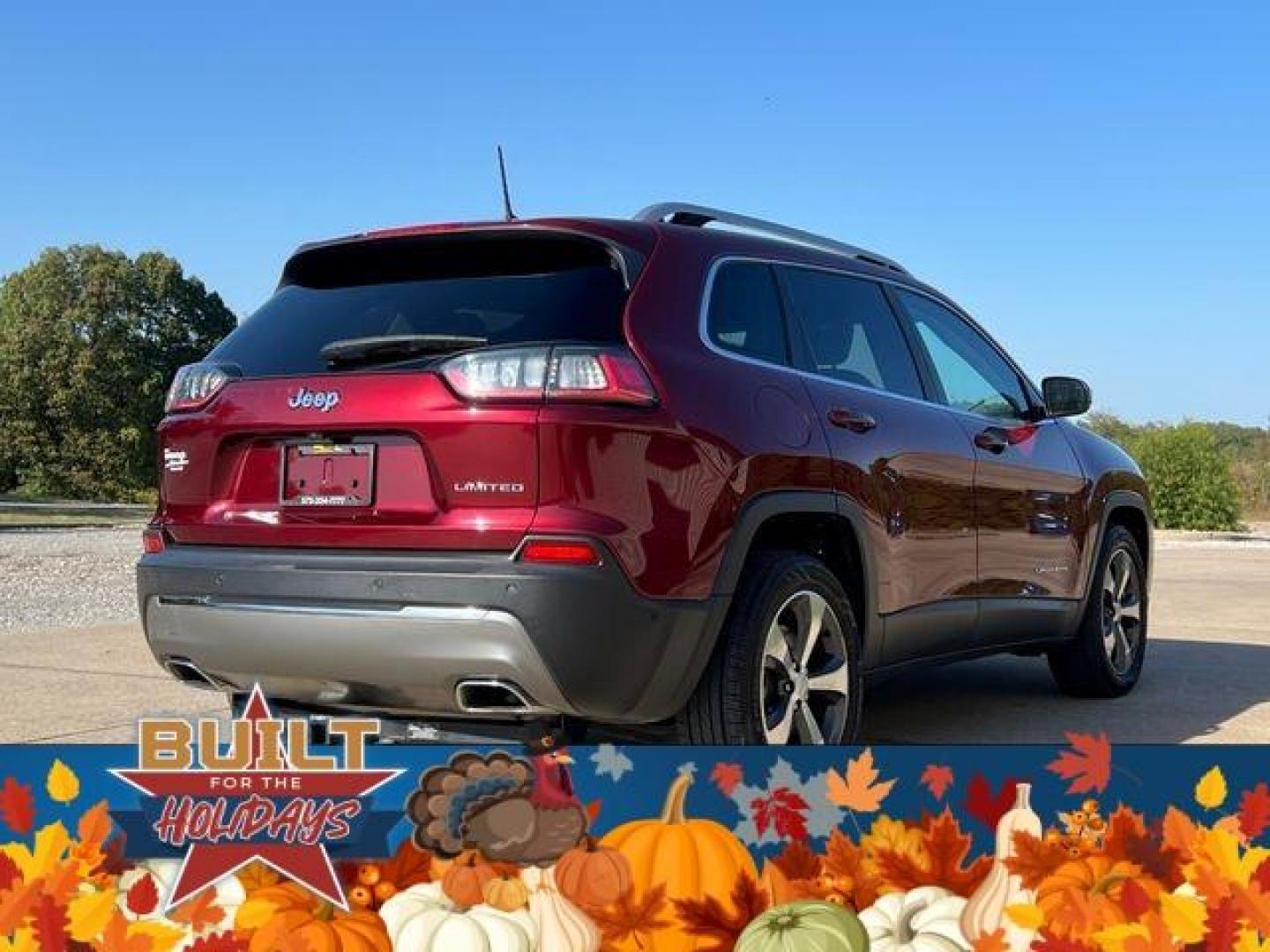 2020 MAROON /Tan JEEP CHEROKEE LIMITED (1C4PJLDX3LD) with an 3.2L engine, Automatic transmission, located at 2990 Old Orchard Rd., Jackson, MO, 63755, 37.354214, -89.612106 - Photo#9