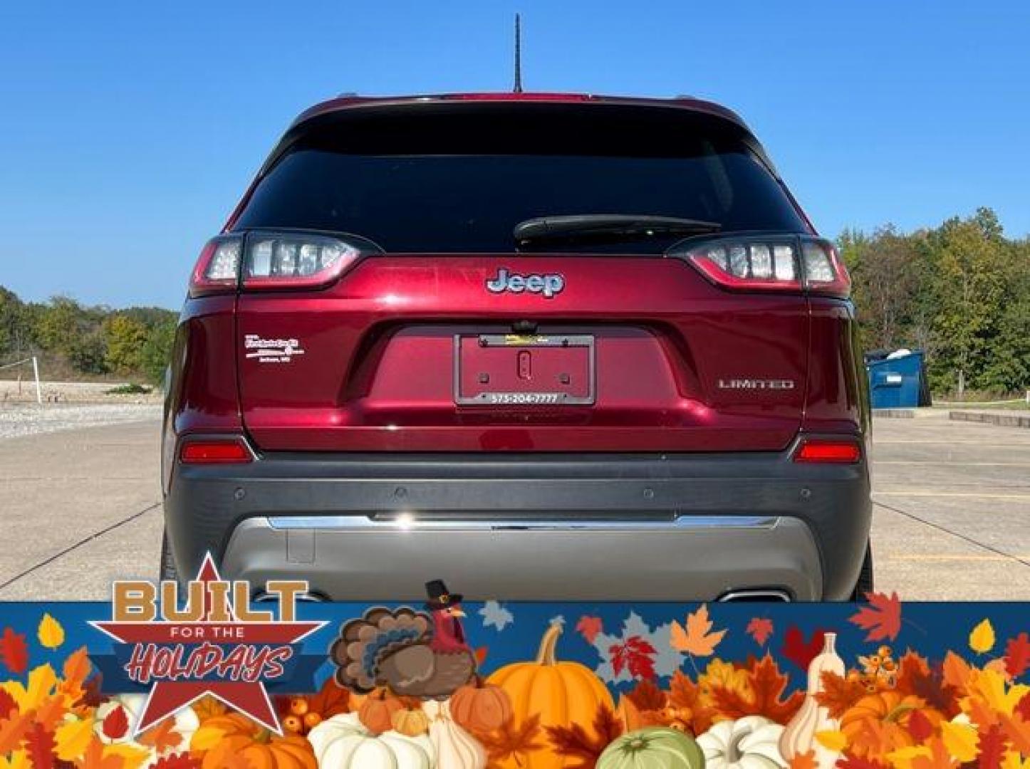 2020 MAROON /Tan JEEP CHEROKEE LIMITED (1C4PJLDX3LD) with an 3.2L engine, Automatic transmission, located at 2990 Old Orchard Rd., Jackson, MO, 63755, 37.354214, -89.612106 - Photo#11