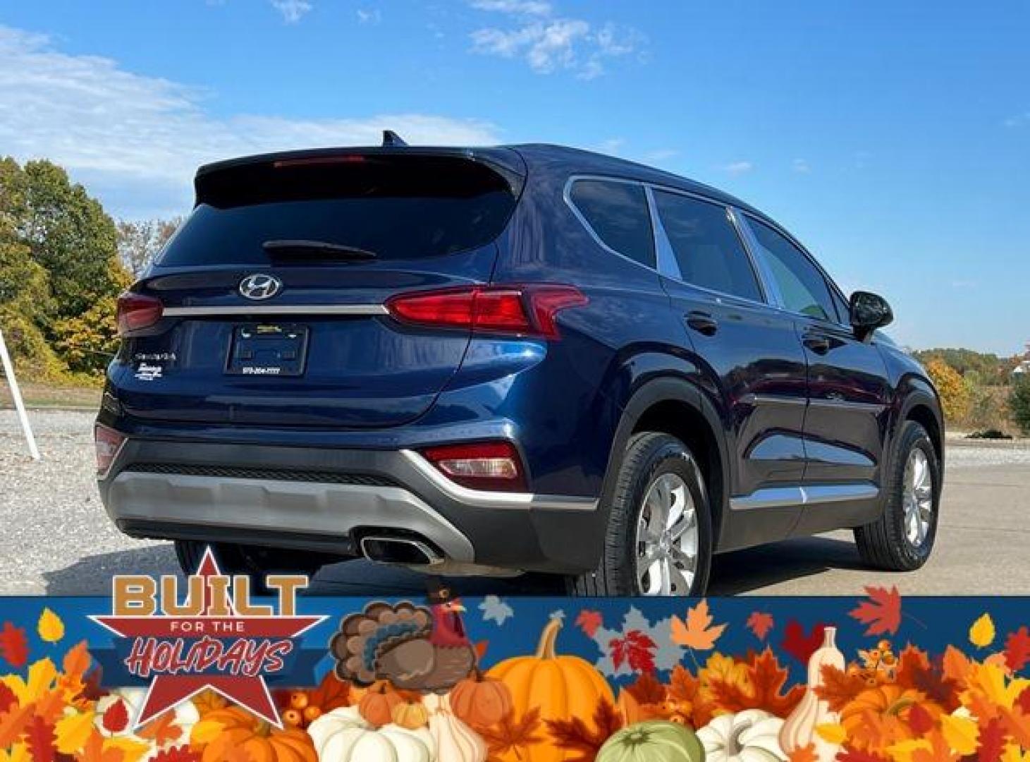 2019 BLUE /Gray HYUNDAI SANTA FE SEL (5NMS33AD2KH) with an 2.4L engine, Automatic transmission, located at 2990 Old Orchard Rd., Jackson, MO, 63755, 37.354214, -89.612106 - Photo#8