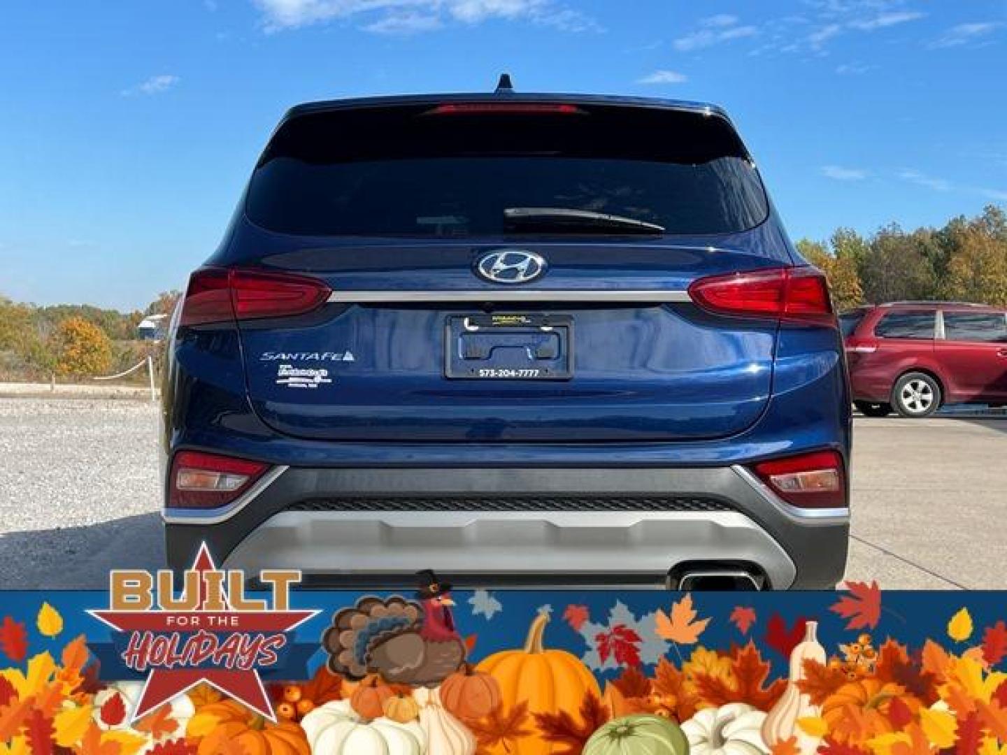 2019 BLUE /Gray HYUNDAI SANTA FE SEL (5NMS33AD2KH) with an 2.4L engine, Automatic transmission, located at 2990 Old Orchard Rd., Jackson, MO, 63755, 37.354214, -89.612106 - Photo#10