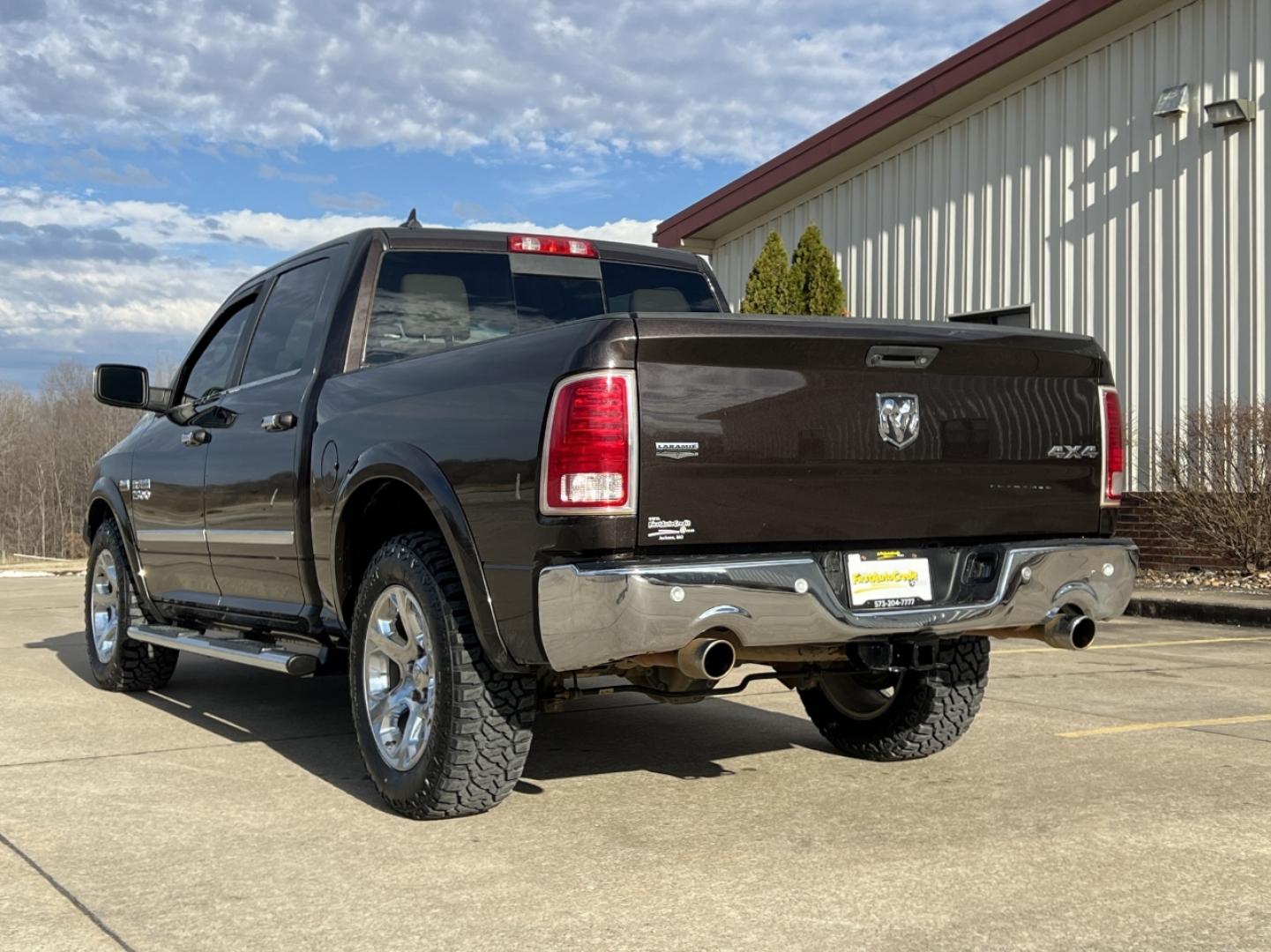 2017 BROWN /Tan Leather RAM 1500 LARAMIE (1C6RR7NT0HS) with an 5.7L V8 HEMI engine, Automatic transmission, located at 2990 Old Orchard Rd., Jackson, MO, 63755, 37.354214, -89.612106 - 2017 Ram 1500 Laramie 161xxx miles 4x4 5.7L V8 HEMI Automatic New Tires Backup Camera Power/Heated/Cooled Seats Heated Rear Seats Heated Steering Wheel Bluetooth Cruise Remote Start Power Windows/Locks/Mirrors We have financing available and we accept trades! Fill out a credit applicat - Photo#11