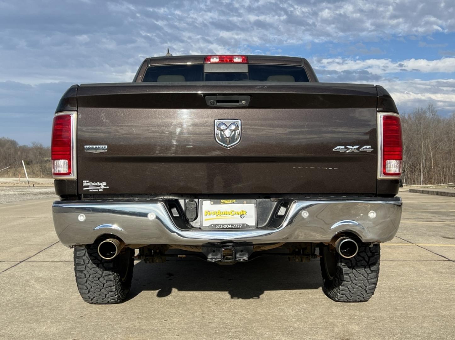 2017 BROWN /Tan Leather RAM 1500 LARAMIE (1C6RR7NT0HS) with an 5.7L V8 HEMI engine, Automatic transmission, located at 2990 Old Orchard Rd., Jackson, MO, 63755, 37.354214, -89.612106 - 2017 Ram 1500 Laramie 161xxx miles 4x4 5.7L V8 HEMI Automatic New Tires Backup Camera Power/Heated/Cooled Seats Heated Rear Seats Heated Steering Wheel Bluetooth Cruise Remote Start Power Windows/Locks/Mirrors We have financing available and we accept trades! Fill out a credit applicat - Photo#12