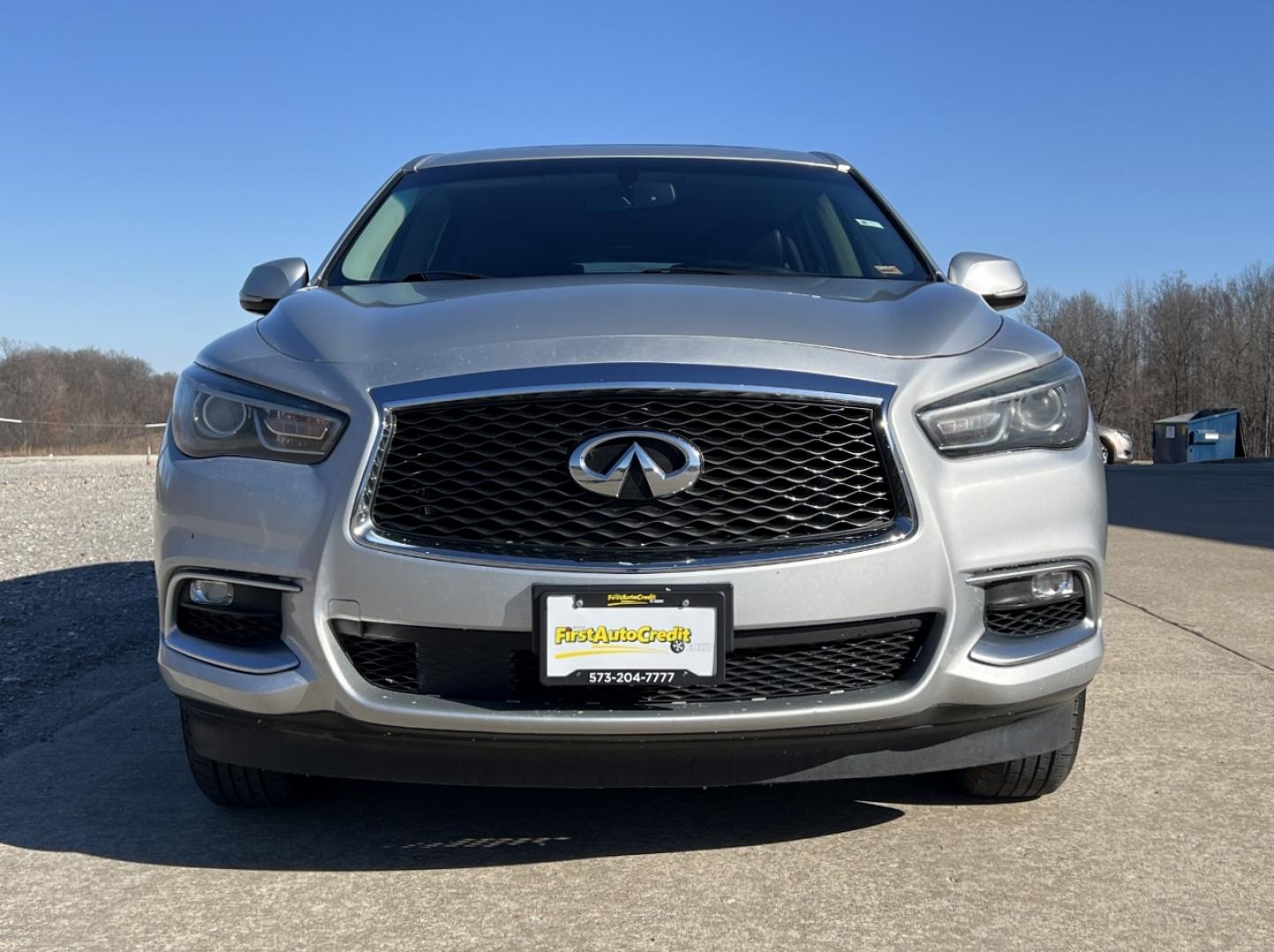 2016 SILVER /Black Leather INFINITI QX60 (5N1AL0MN1GC) with an 3.5L V6 engine, Continuously Variable transmission, located at 2990 Old Orchard Rd., Jackson, MO, 63755, 37.354214, -89.612106 - 2016 Infiniti QX60 166xxx miles Front Wheel Drive 3.5L V6 Automatic Leather 3rd Row Backup Camera Power/Heated Seats Sunroof Cruise Power Windows/Locks/Mirrors We have financing available and we accept trades! Fill out a credit application on our website or come by today! If you have an - Photo#12