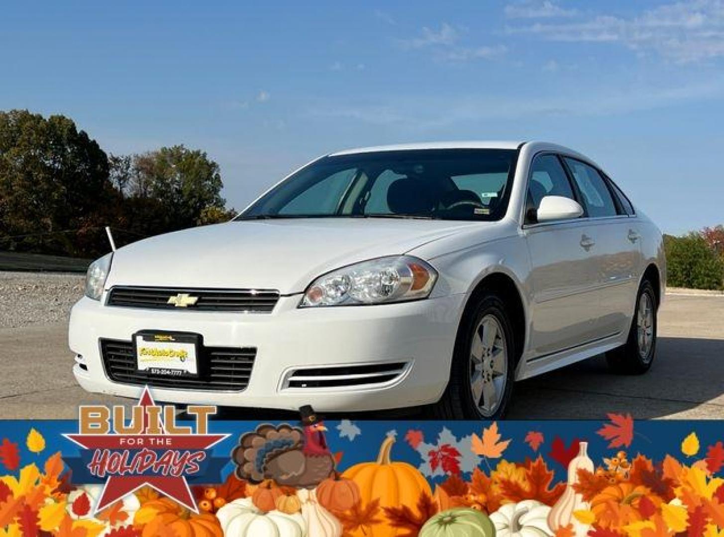 2011 WHITE /Gray CHEVROLET IMPALA LS (2G1WF5EK6B1) with an 3.5L engine, Automatic transmission, located at 2990 Old Orchard Rd., Jackson, MO, 63755, 37.354214, -89.612106 - Photo#3