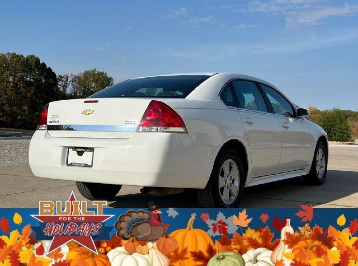 2011 WHITE /Gray CHEVROLET IMPALA LS (2G1WF5EK6B1) with an 3.5L engine, Automatic transmission, located at 2990 Old Orchard Rd., Jackson, MO, 63755, 37.354214, -89.612106 - Photo#6