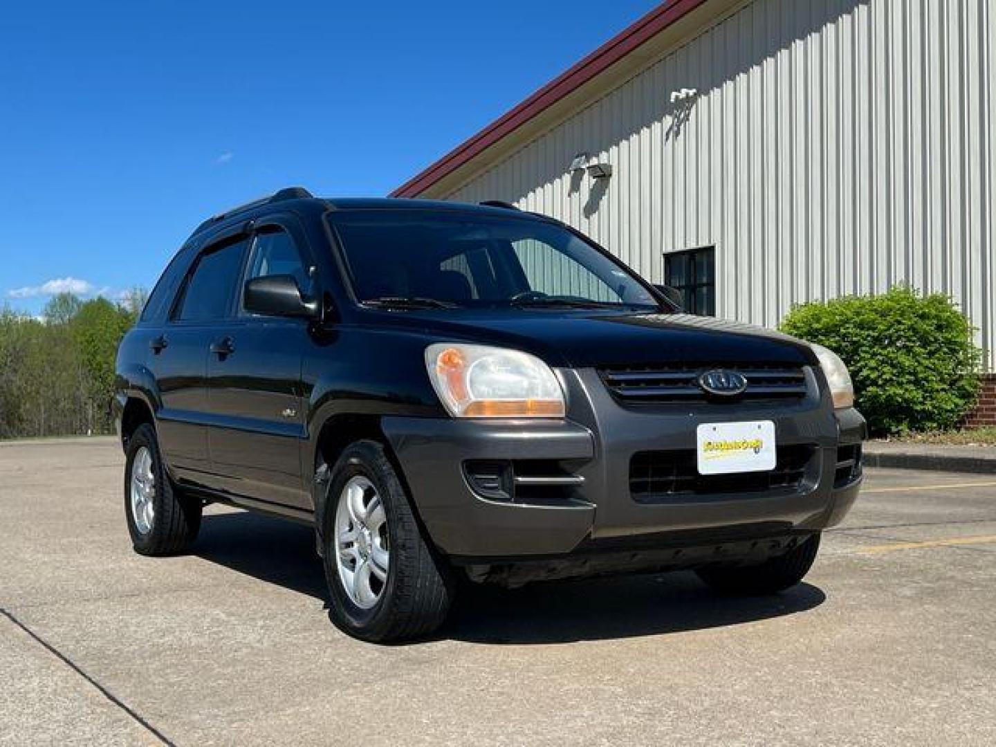 2008 BLACK /Black KIA SPORTAGE LX (KNDJE723087) with an 2.7L engine, Automatic transmission, located at 2990 Old Orchard Rd., Jackson, MO, 63755, 37.354214, -89.612106 - Photo#0