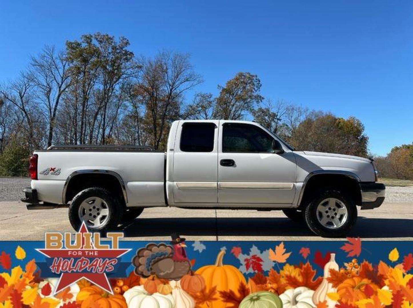 2005 WHITE /Gray CHEVROLET SILVERADO 1500 (1GCEK19B15E) with an 5.3L engine, Automatic transmission, located at 2990 Old Orchard Rd., Jackson, MO, 63755, 37.354214, -89.612106 - Photo#7