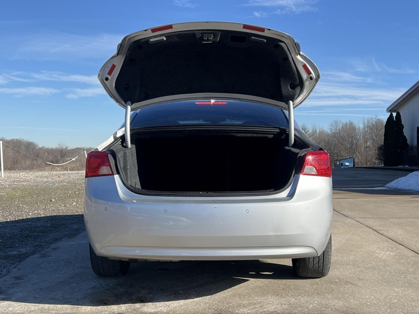 2015 SILVER /Gray Cloth CHEVROLET IMPALA LS (2G11Z5SL1F9) with an 2.5L 4 Cyl. engine, Automatic transmission, located at 2990 Old Orchard Rd., Jackson, MO, 63755, 37.354214, -89.612106 - 2015 Chevrolet Impala LS Only 74xxx miles Front Wheel Drive 2.5L 4 Cyl. Automatic Power Driver Seat Bluetooth Cruise Power Windows/Locks/Mirrors We have financing available and we accept trades! Fill out a credit application on our website or come by today! If you have any questions, give - Photo#15