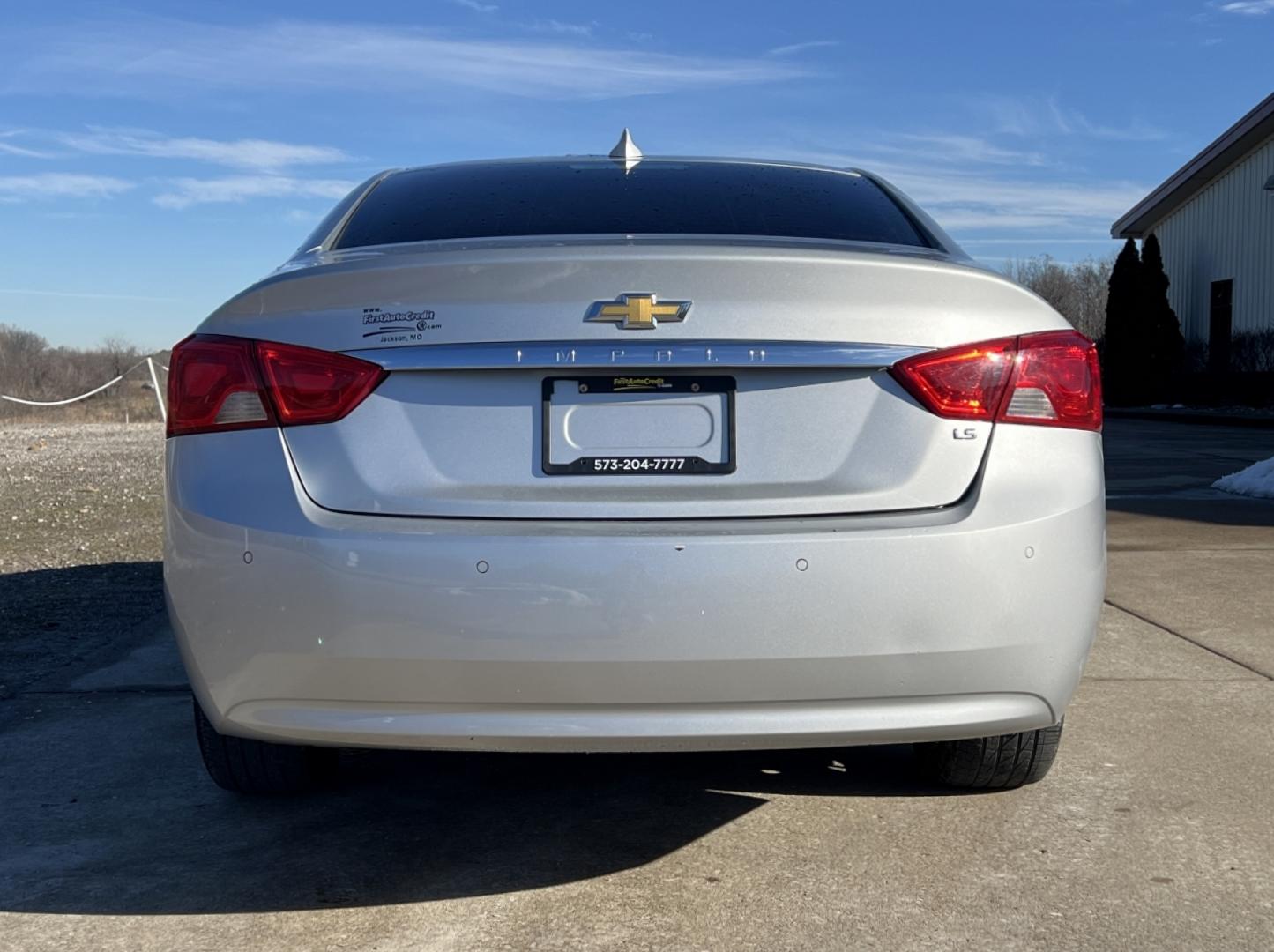 2015 SILVER /Gray Cloth CHEVROLET IMPALA LS (2G11Z5SL1F9) with an 2.5L 4 Cyl. engine, Automatic transmission, located at 2990 Old Orchard Rd., Jackson, MO, 63755, 37.354214, -89.612106 - 2015 Chevrolet Impala LS Only 74xxx miles Front Wheel Drive 2.5L 4 Cyl. Automatic Power Driver Seat Bluetooth Cruise Power Windows/Locks/Mirrors We have financing available and we accept trades! Fill out a credit application on our website or come by today! If you have any questions, give - Photo#7