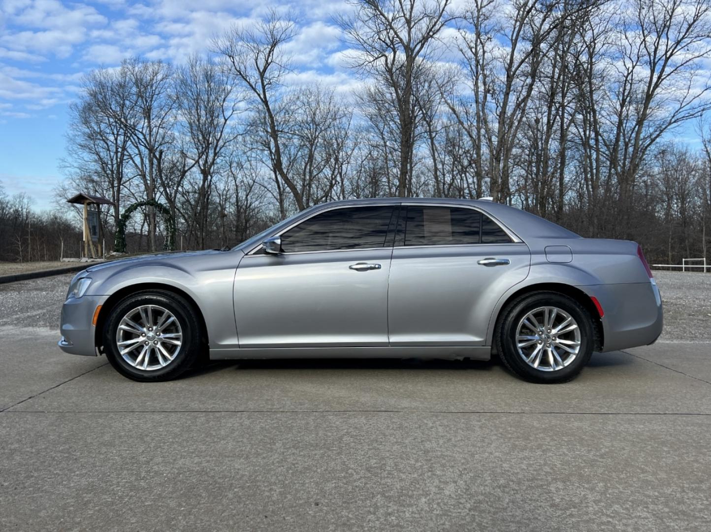 2015 SILVER /Black Leather CHRYSLER 300C (2C3CCAEG7FH) with an 3.6L V6 engine, Automatic transmission, located at 2990 Old Orchard Rd., Jackson, MO, 63755, 37.354214, -89.612106 - 2015 Chrysler 300C Only 88xxx miles Rear Wheel Drive 3.6L V6 Automatic Leather Navigation Power/Heated/Cooled Seats Heated Rear Seats Heated Steering Wheel Backup Camera Sunroof Bluetooth Remote Start Cruise Power Windows/Locks/Mirrors We have financing available and we accept trades - Photo#9