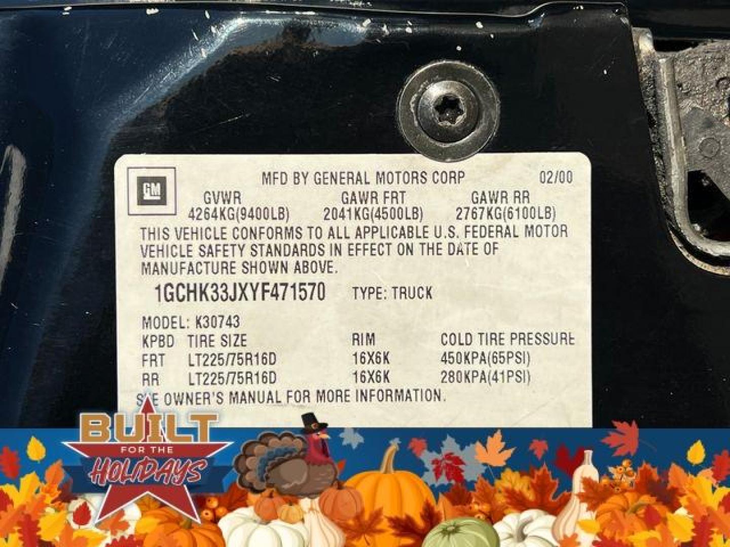 2000 BLACK /Gray CHEVROLET GMT-400 3500 (1GCHK33JXYF) with an 7.4L engine, Automatic transmission, located at 2990 Old Orchard Rd., Jackson, MO, 63755, 37.354214, -89.612106 - Photo#43