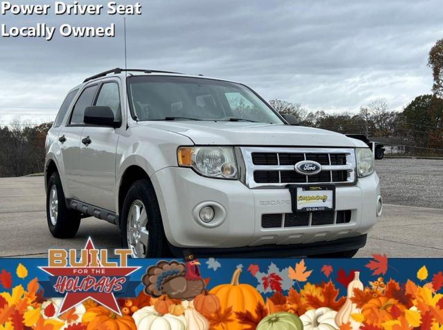 2011 WHITE /Tan FORD ESCAPE XLT (1FMCU0DGXBK) with an 3.0L engine, Automatic transmission, located at 2990 Old Orchard Rd., Jackson, MO, 63755, 37.354214, -89.612106 - Photo#0