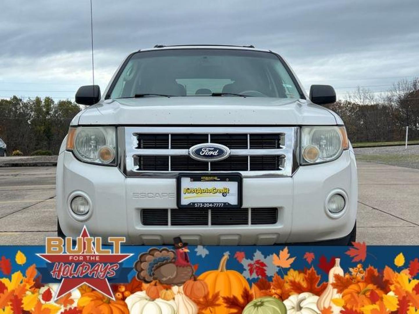 2011 WHITE /Tan FORD ESCAPE XLT (1FMCU0DGXBK) with an 3.0L engine, Automatic transmission, located at 2990 Old Orchard Rd., Jackson, MO, 63755, 37.354214, -89.612106 - Photo#9