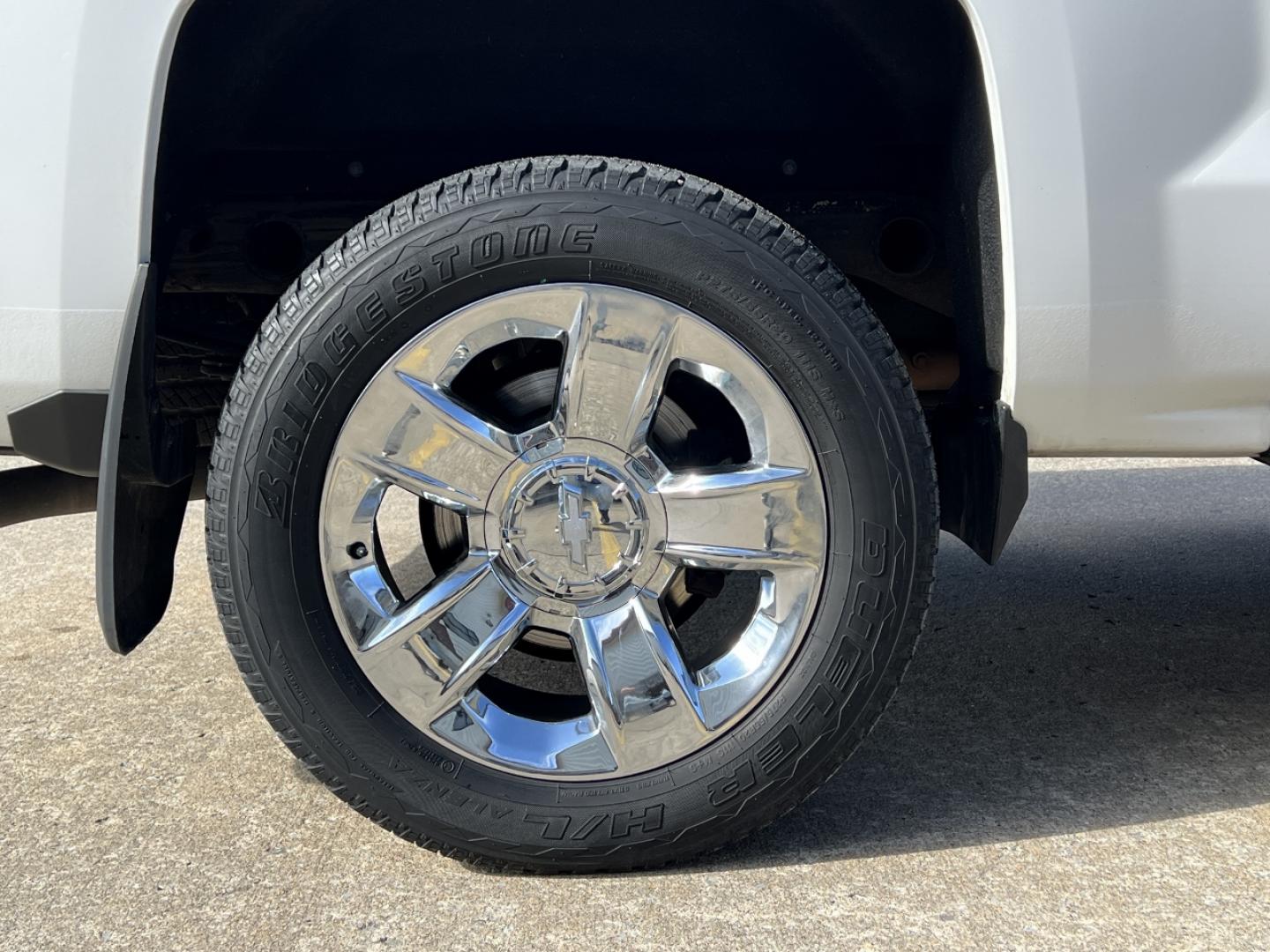 2016 WHITE /Tan Leather CHEVROLET SILVERADO 1500 LTZ (3GCUKSEC0GG) with an 5.3L V8 engine, Automatic transmission, located at 2990 Old Orchard Rd., Jackson, MO, 63755, 37.354214, -89.612106 - 2016 Chevrolet Silverado 1500 LTZ Local 1-Owner 145xxx miles 4x4 5.3L V8 Automatic Leather 20" Wheels Power/Heated Seats Backup Camera Bluetooth Cruise Remote Start Power Windows/Locks/Mirrors We have financing available and we accept trades! Fill out a credit application on our websit - Photo#38