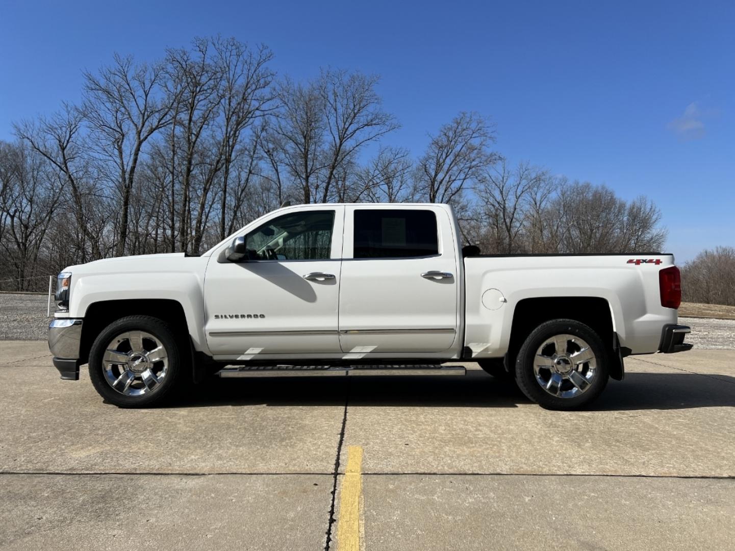 2016 WHITE /Tan Leather CHEVROLET SILVERADO 1500 LTZ (3GCUKSEC0GG) with an 5.3L V8 engine, Automatic transmission, located at 2990 Old Orchard Rd., Jackson, MO, 63755, 37.354214, -89.612106 - 2016 Chevrolet Silverado 1500 LTZ Local 1-Owner 145xxx miles 4x4 5.3L V8 Automatic Leather 20" Wheels Power/Heated Seats Backup Camera Bluetooth Cruise Remote Start Power Windows/Locks/Mirrors We have financing available and we accept trades! Fill out a credit application on our websit - Photo#8