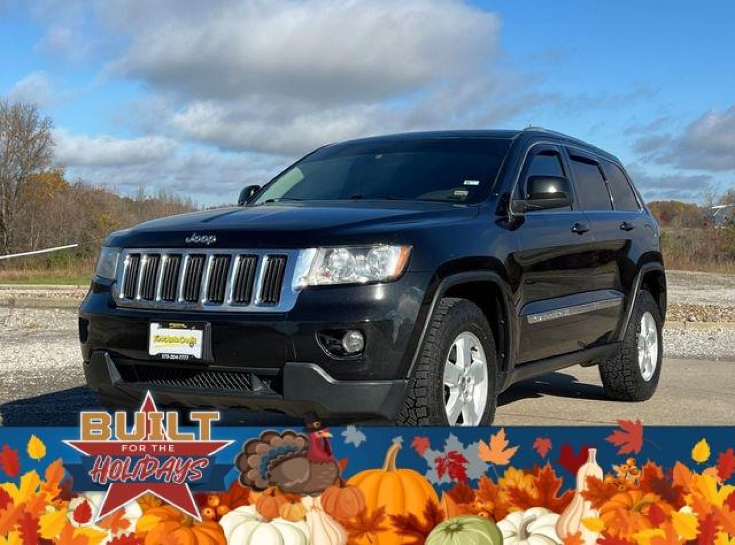 2012 BLACK /Gray JEEP GRAND CHEROKEE LAREDO (1C4RJFAG2CC) with an 3.6L engine, Automatic transmission, located at 2990 Old Orchard Rd., Jackson, MO, 63755, 37.354214, -89.612106 - Photo#3