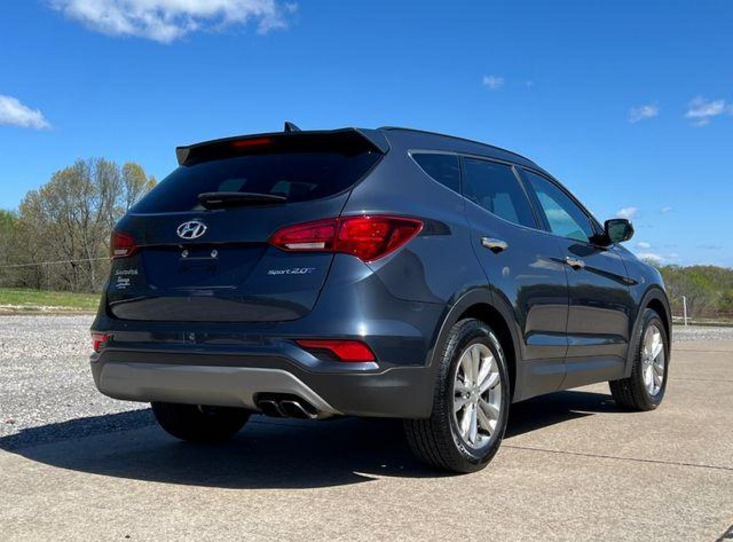 2018 BLUE /Tan HYUNDAI SANTA FE SPORT (5NMZU4LA0JH) with an 2.0L engine, Automatic transmission, located at 2990 Old Orchard Rd., Jackson, MO, 63755, 37.354214, -89.612106 - Photo#8