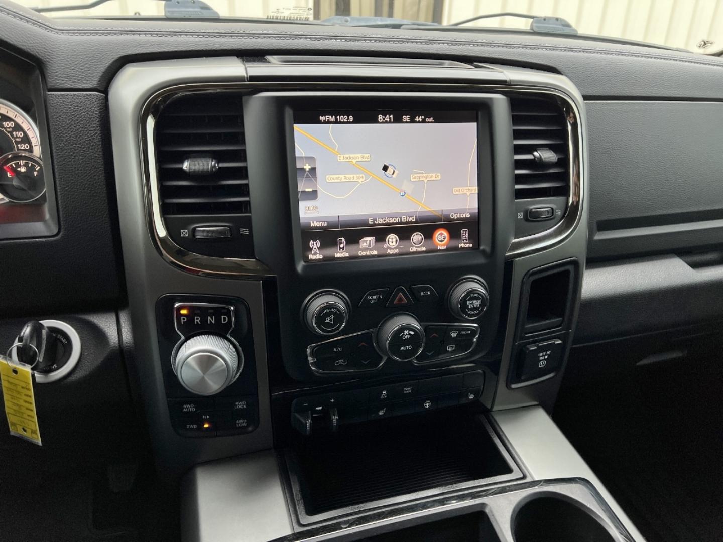 2015 GRAY /Black Leather/Cloth RAM 1500 SPORT (1C6RR7MT7FS) with an 5.7L engine, Automatic transmission, located at 2990 Old Orchard Rd., Jackson, MO, 63755, 37.354214, -89.612106 - Photo#26