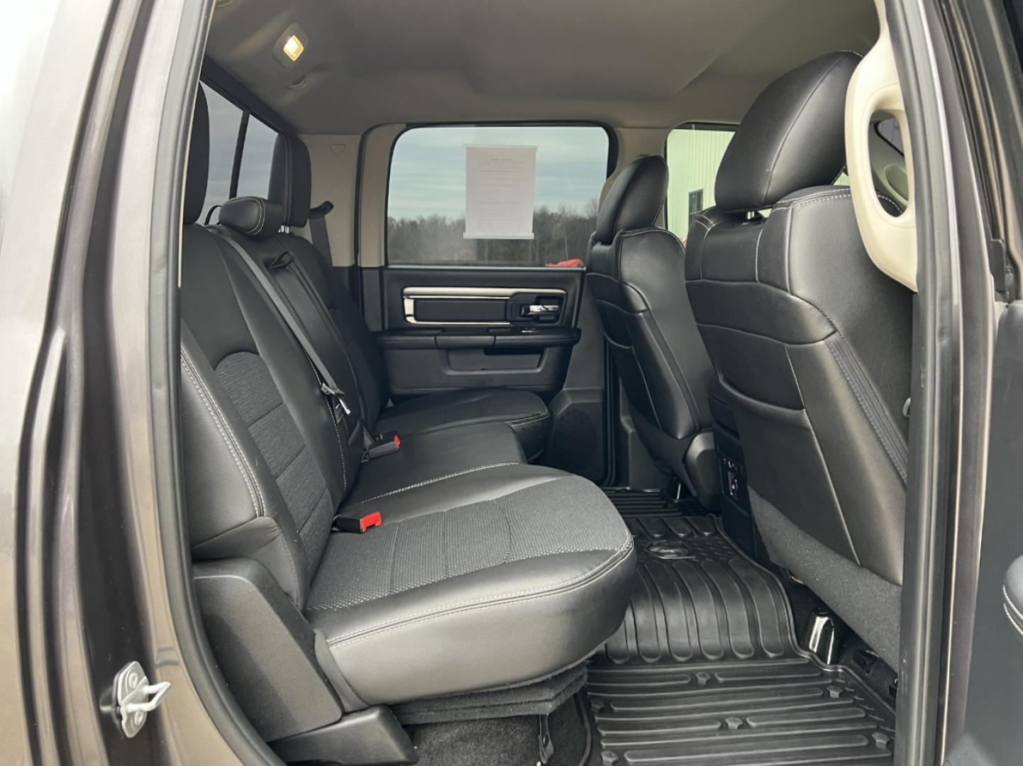 2015 GRAY /Black Leather/Cloth RAM 1500 SPORT (1C6RR7MT7FS) with an 5.7L engine, Automatic transmission, located at 2990 Old Orchard Rd., Jackson, MO, 63755, 37.354214, -89.612106 - Photo#20