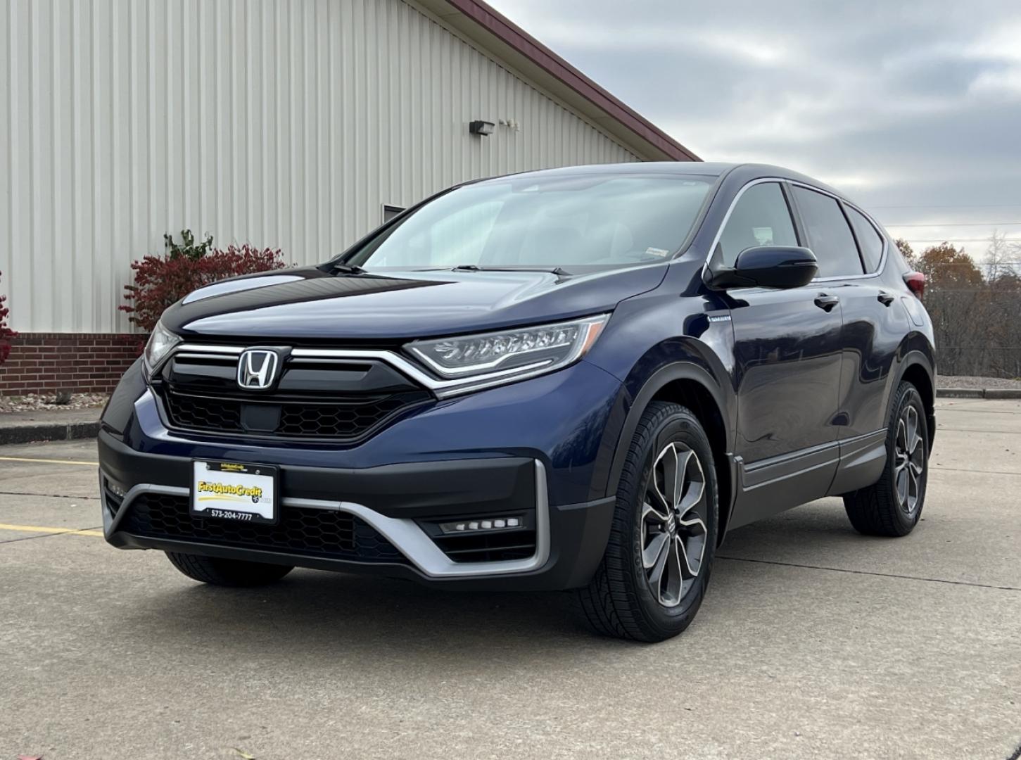 2021 BLUE /Gray Cloth HONDA CR-V EX (7FART6H57ME) with an 2.0L engine, Continuously Variable transmission, located at 2990 Old Orchard Rd., Jackson, MO, 63755, 37.354214, -89.612106 - Photo#6