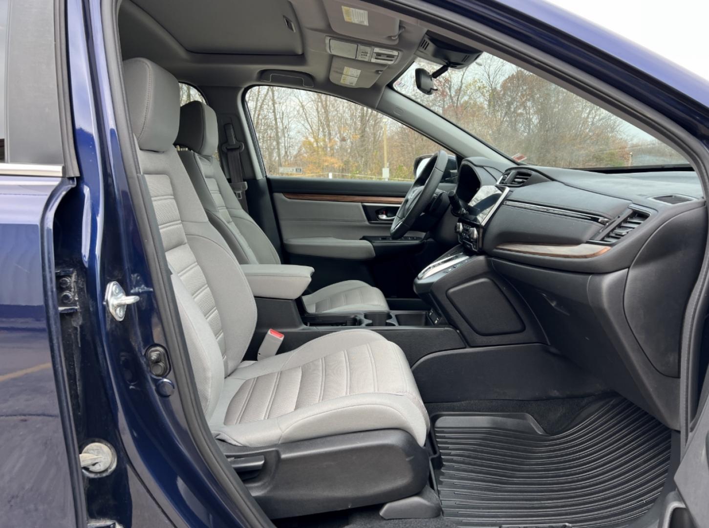 2021 BLUE /Gray Cloth HONDA CR-V EX (7FART6H57ME) with an 2.0L engine, Continuously Variable transmission, located at 2990 Old Orchard Rd., Jackson, MO, 63755, 37.354214, -89.612106 - Photo#16