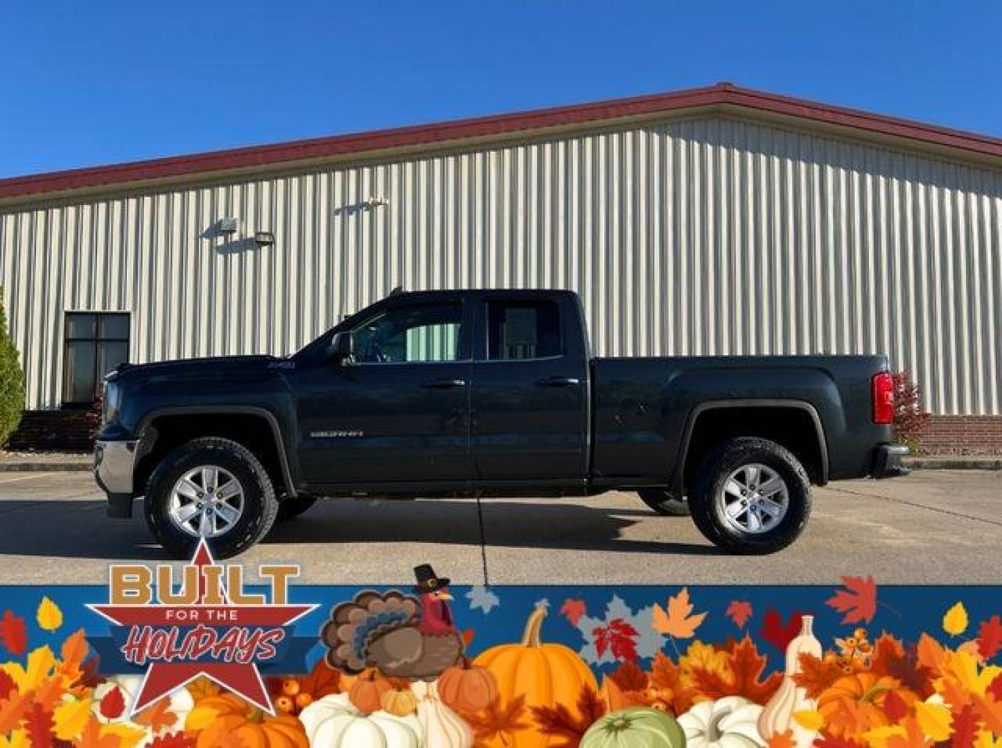 2017 GRAY /Black GMC SIERRA 1500 SLE (1GTV2MEC8HZ) with an 5.3L engine, Automatic transmission, located at 2990 Old Orchard Rd., Jackson, MO, 63755, 37.354214, -89.612106 - Photo#8