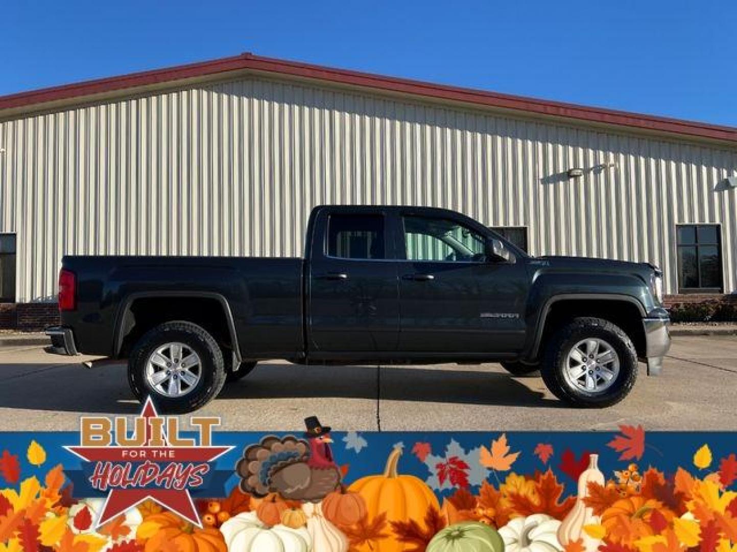 2017 GRAY /Black GMC SIERRA 1500 SLE (1GTV2MEC8HZ) with an 5.3L engine, Automatic transmission, located at 2990 Old Orchard Rd., Jackson, MO, 63755, 37.354214, -89.612106 - Photo#9