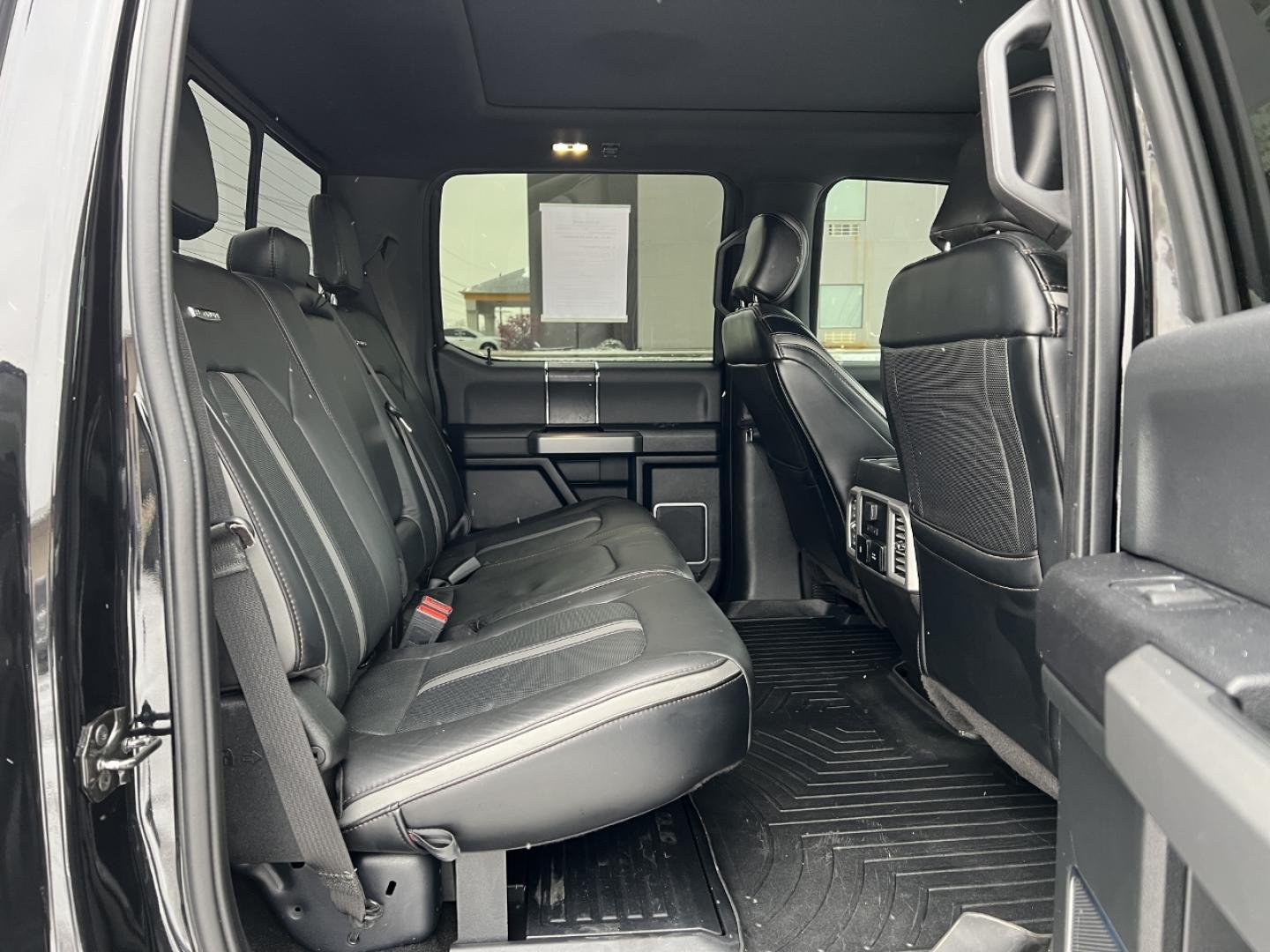 2019 BLACK /Black Leather FORD F250 SUPER DUTY PLATINUM (1FT7W2BTXKE) with an 6.7L V8 Power Stroke Turbo Diesel engine, Automatic transmission, located at 2990 Old Orchard Rd., Jackson, MO, 63755, 37.354214, -89.612106 - 2019 Ford F-250 Super Duty Platinum Local 1-Owner 52xxx miles 4x4 6.7L V8 Power Stroke Turbo Diesel Automatic Navigation Backup Camera Power/Heated/Cooled Seats Heated Rear Seats Sunroof Power Running Boards 22" Wheels Bluetooth Remote Start Cruise Power Windows/Locks/Mirrors We hav - Photo#22