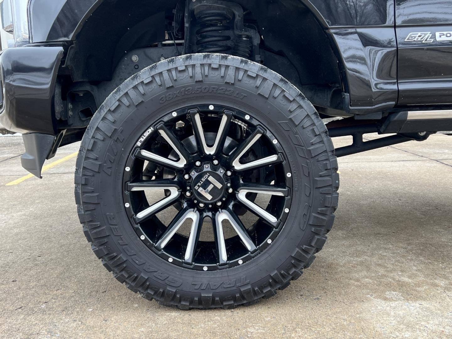 2019 BLACK /Black Leather FORD F250 SUPER DUTY PLATINUM (1FT7W2BTXKE) with an 6.7L V8 Power Stroke Turbo Diesel engine, Automatic transmission, located at 2990 Old Orchard Rd., Jackson, MO, 63755, 37.354214, -89.612106 - 2019 Ford F-250 Super Duty Platinum Local 1-Owner 52xxx miles 4x4 6.7L V8 Power Stroke Turbo Diesel Automatic Navigation Backup Camera Power/Heated/Cooled Seats Heated Rear Seats Sunroof Power Running Boards 22" Wheels Bluetooth Remote Start Cruise Power Windows/Locks/Mirrors We hav - Photo#47