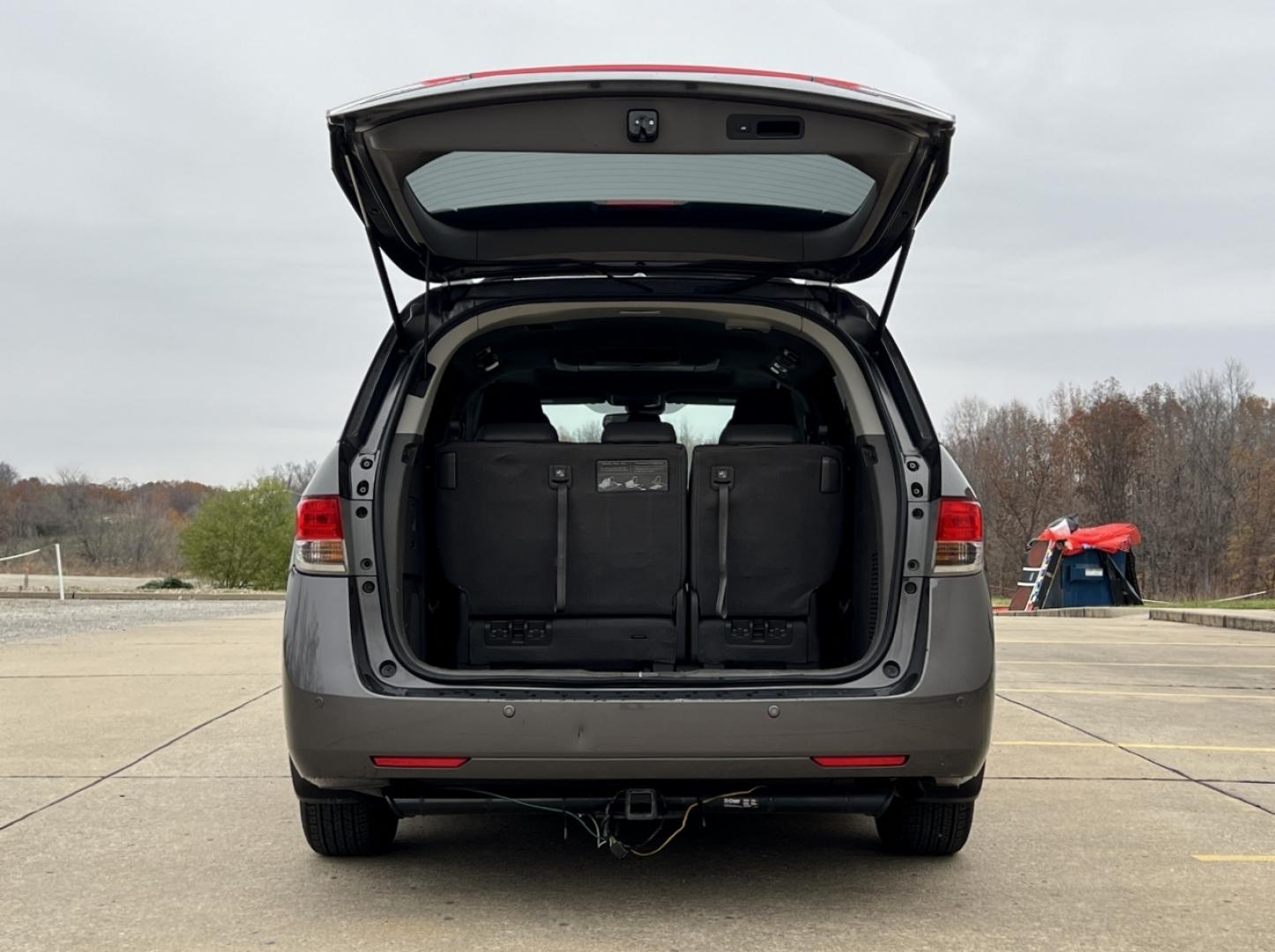 2015 BROWN /Gray Leather HONDA ODYSSEY TOURING (5FNRL5H90FB) with an 3.5L engine, Automatic transmission, located at 2990 Old Orchard Rd., Jackson, MO, 63755, 37.354214, -89.612106 - Photo#21