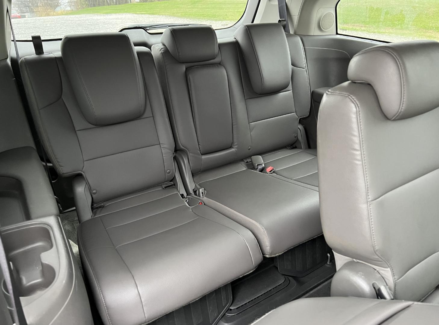 2015 BROWN /Gray Leather HONDA ODYSSEY TOURING (5FNRL5H90FB) with an 3.5L engine, Automatic transmission, located at 2990 Old Orchard Rd., Jackson, MO, 63755, 37.354214, -89.612106 - Photo#20