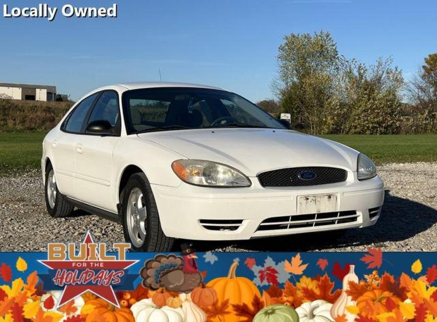 2005 WHITE /Gray FORD TAURUS SE (1FAFP53265A) with an 3.0L engine, Automatic transmission, located at 2990 Old Orchard Rd., Jackson, MO, 63755, 37.354214, -89.612106 - Photo#0