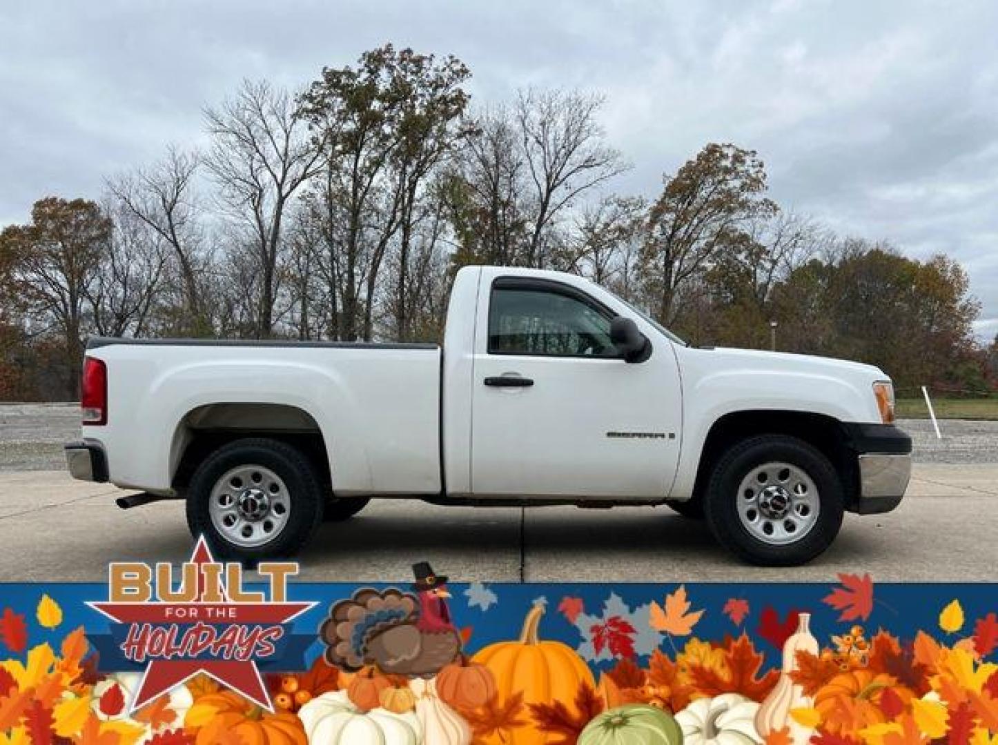 2009 WHITE /Black GMC SIERRA 1500 (1GTEC14C69Z) with an 4.8L engine, Automatic transmission, located at 2990 Old Orchard Rd., Jackson, MO, 63755, 37.354214, -89.612106 - Photo#4