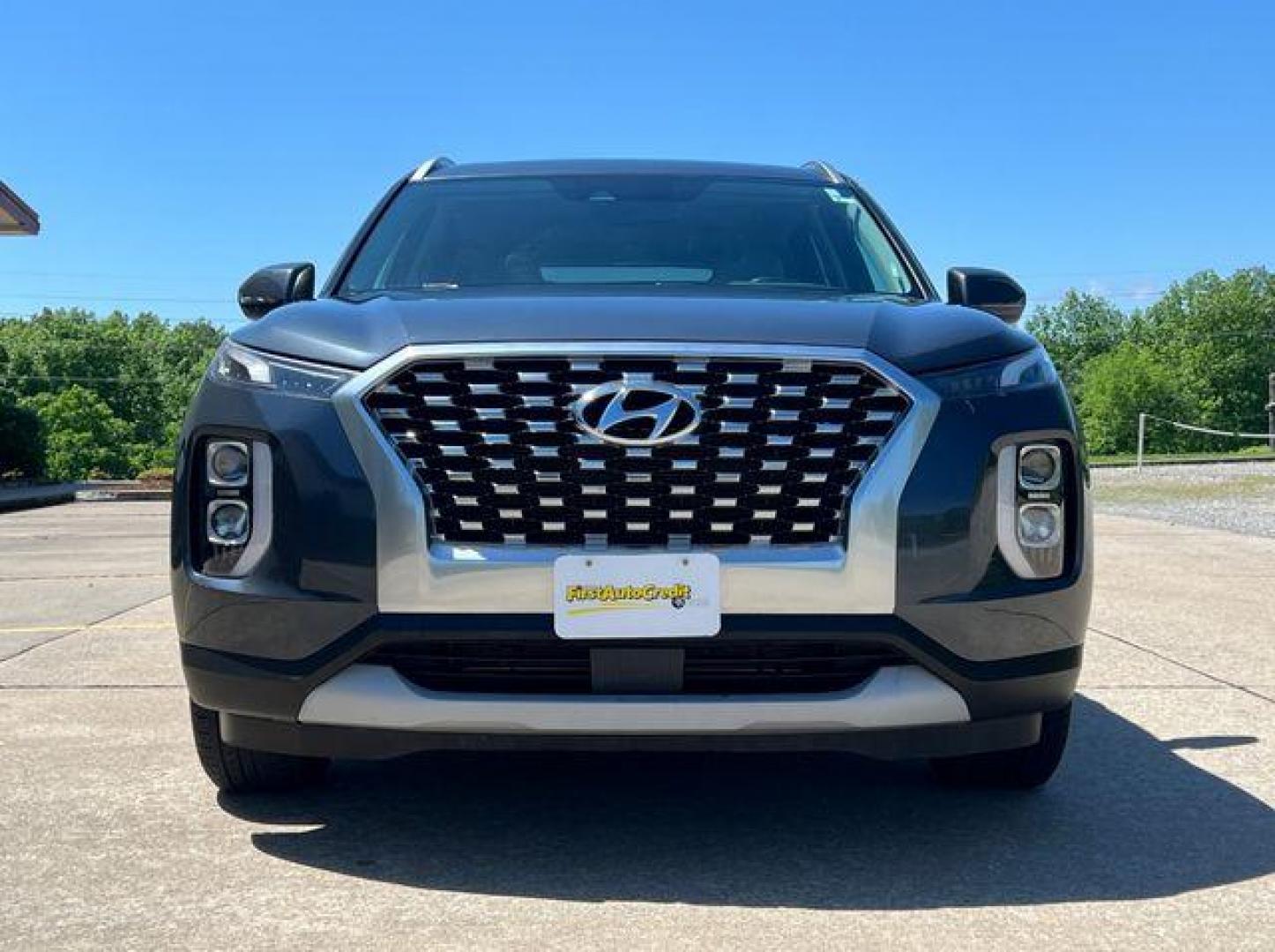 2020 GRAY /Gray HYUNDAI PALISADE SEL (KM8R24HE3LU) with an 3.8L engine, Automatic transmission, located at 2990 Old Orchard Rd., Jackson, MO, 63755, 37.354214, -89.612106 - Photo#11