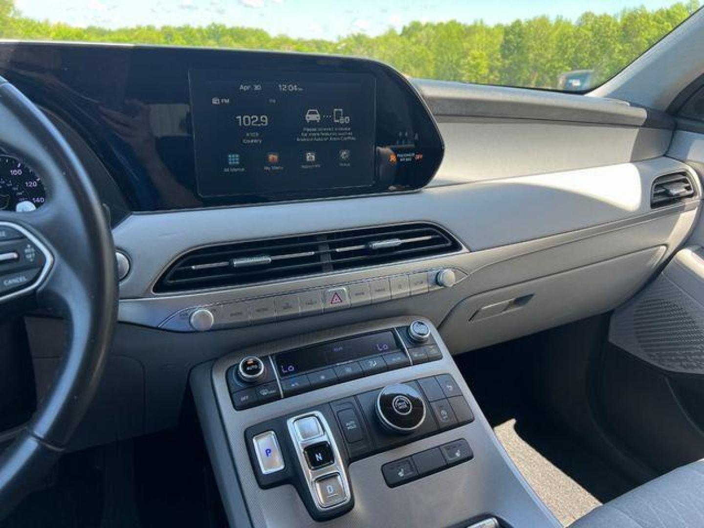 2020 GRAY /Gray HYUNDAI PALISADE SEL (KM8R24HE3LU) with an 3.8L engine, Automatic transmission, located at 2990 Old Orchard Rd., Jackson, MO, 63755, 37.354214, -89.612106 - Photo#30