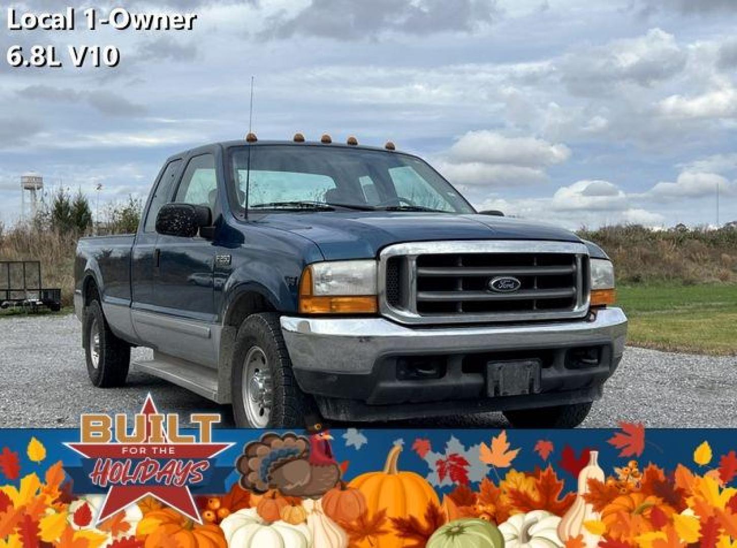 2001 GREEN /Gray FORD F250 XLT (1FTNX20SX1E) with an 6.8L engine, Automatic transmission, located at 2990 Old Orchard Rd., Jackson, MO, 63755, 37.354214, -89.612106 - Photo#0