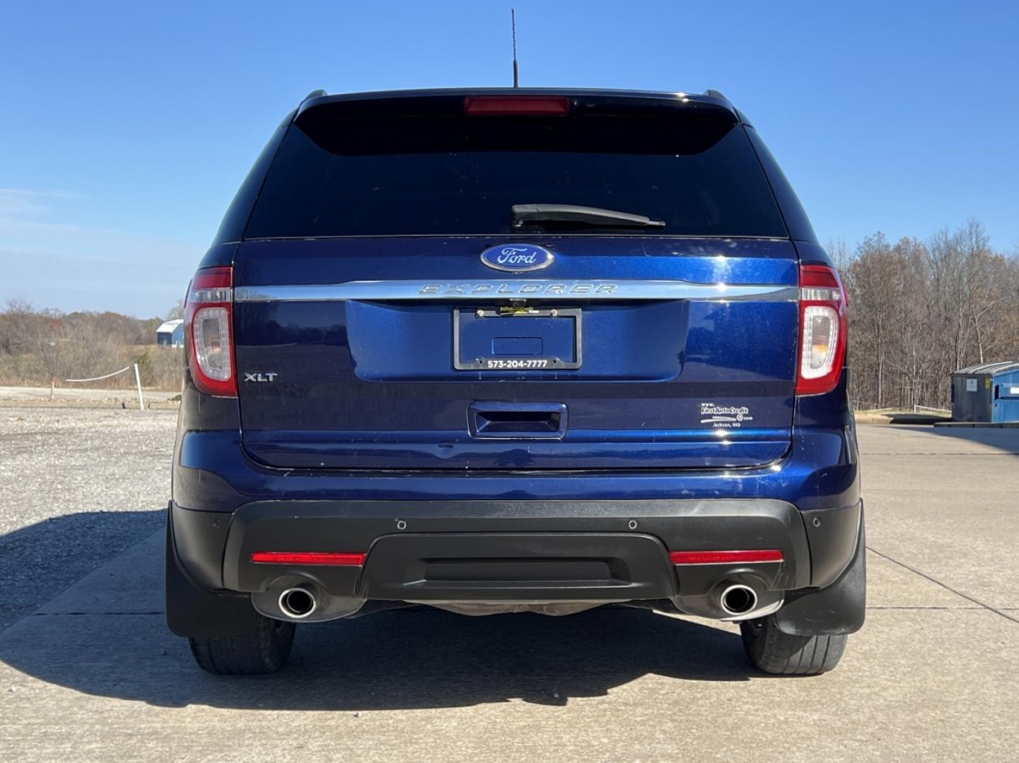 2011 BLUE /Black Cloth FORD EXPLORER XLT (1FMHK7D86BG) with an 3.5L engine, Automatic transmission, located at 2990 Old Orchard Rd., Jackson, MO, 63755, 37.354214, -89.612106 - Photo#10