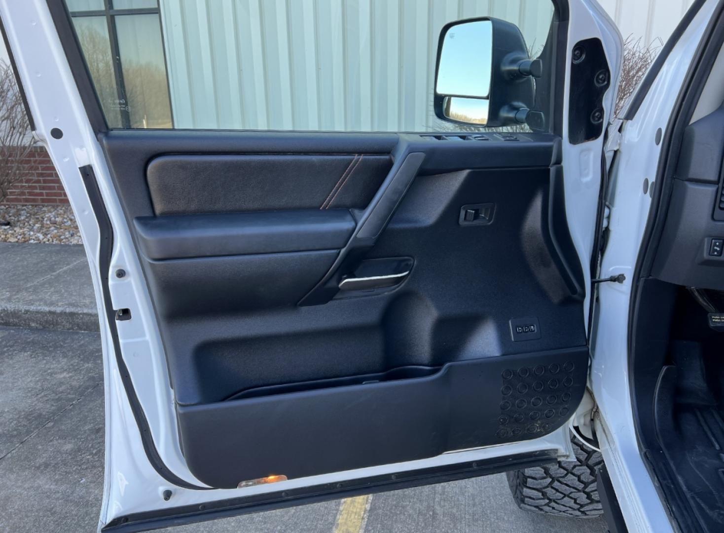 2012 WHITE /Black Leather Nissan Titan PRO-4X (1N6BA0EC6CN) with an 5.6L V8 engine, Automatic transmission, located at 2990 Old Orchard Rd., Jackson, MO, 63755, 37.354214, -89.612106 - 2012 Nissan Titan PRO-4X 165xxx miles 4x4 5.6L V8 Automatic Leather Navigation Rear Entertainment Power/Heated Seats Cruise Power Windows/Locks/Mirrors We have financing available and we accept trades! Fill out a credit application on our website or come by today! If you have any questio - Photo#15