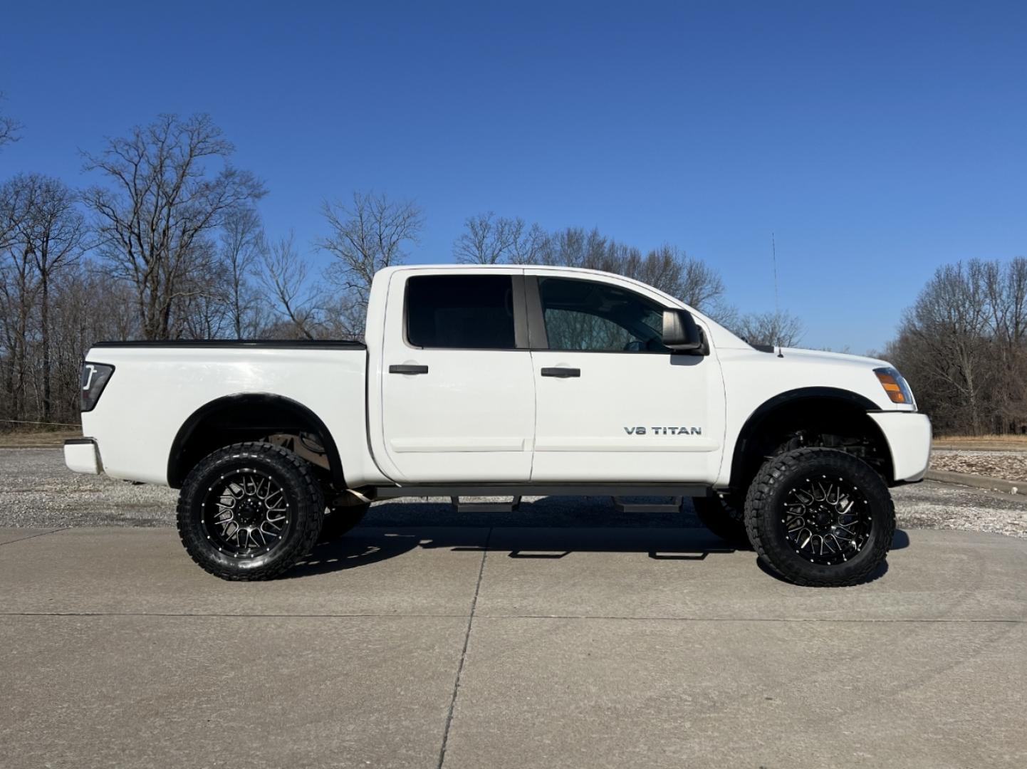 2012 WHITE /Black Leather Nissan Titan PRO-4X (1N6BA0EC6CN) with an 5.6L V8 engine, Automatic transmission, located at 2990 Old Orchard Rd., Jackson, MO, 63755, 37.354214, -89.612106 - 2012 Nissan Titan PRO-4X 165xxx miles 4x4 5.6L V8 Automatic Leather Navigation Rear Entertainment Power/Heated Seats Cruise Power Windows/Locks/Mirrors We have financing available and we accept trades! Fill out a credit application on our website or come by today! If you have any questio - Photo#10