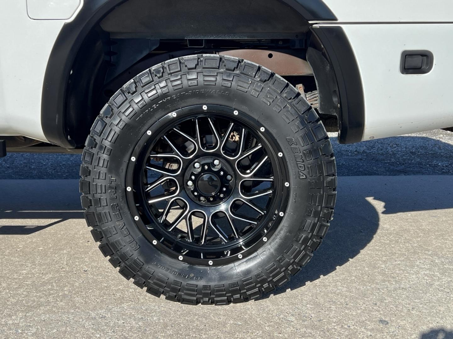 2012 WHITE /Black Leather Nissan Titan PRO-4X (1N6BA0EC6CN) with an 5.6L V8 engine, Automatic transmission, located at 2990 Old Orchard Rd., Jackson, MO, 63755, 37.354214, -89.612106 - 2012 Nissan Titan PRO-4X 165xxx miles 4x4 5.6L V8 Automatic Leather Navigation Rear Entertainment Power/Heated Seats Cruise Power Windows/Locks/Mirrors We have financing available and we accept trades! Fill out a credit application on our website or come by today! If you have any questio - Photo#39