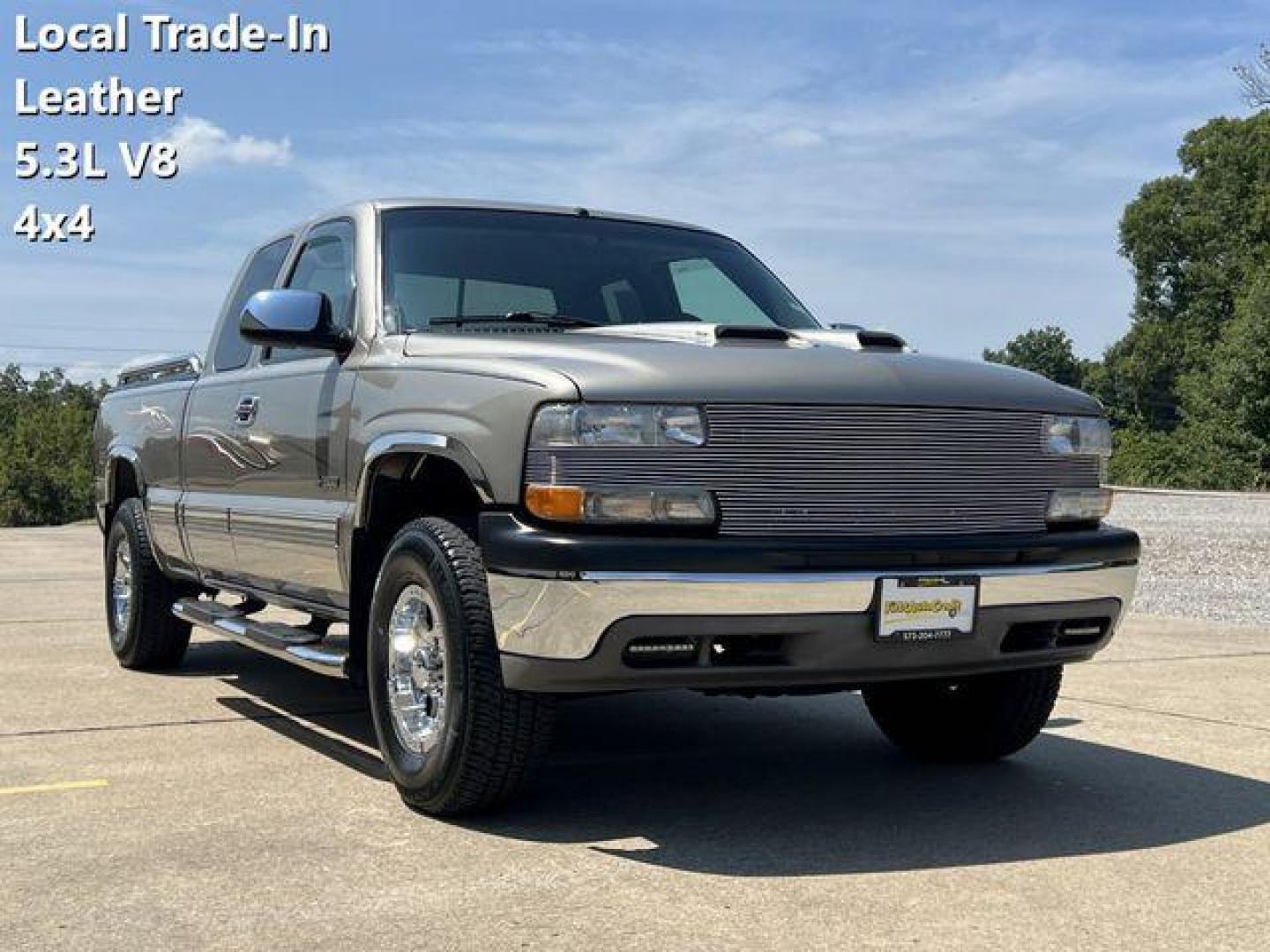 2002 TAN /Gray CHEVROLET SILVERADO 1500 (1GCEK19T62E) with an 5.3L engine, Automatic transmission, located at 2990 Old Orchard Rd., Jackson, MO, 63755, 37.354214, -89.612106 - Photo#0