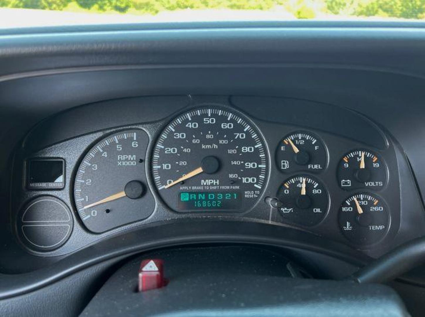 2002 TAN /Gray CHEVROLET SILVERADO 1500 (1GCEK19T62E) with an 5.3L engine, Automatic transmission, located at 2990 Old Orchard Rd., Jackson, MO, 63755, 37.354214, -89.612106 - Photo#1