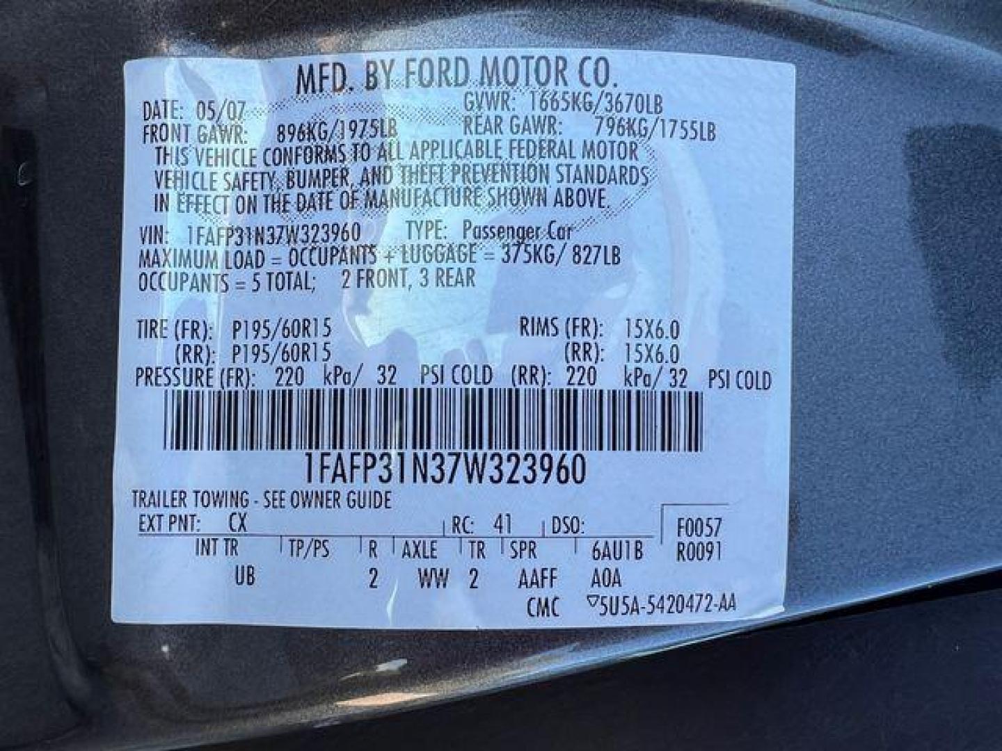 2007 GREY /Gray FORD FOCUS ZX3 (1FAFP31N37W) with an 2.0L engine, Automatic transmission, located at 2990 Old Orchard Rd., Jackson, MO, 63755, 37.354214, -89.612106 - Photo#42