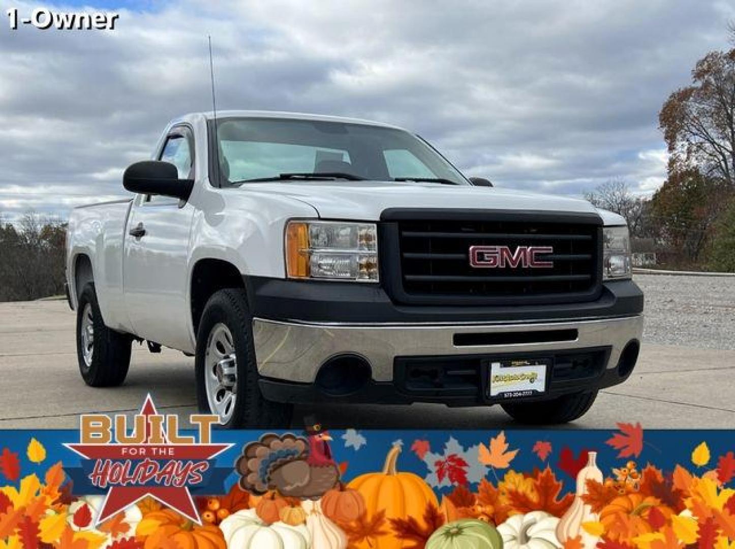 2011 WHITE /Black GMC SIERRA 1500 (1GTN1TEA8BZ) with an 4.8L engine, Automatic transmission, located at 2990 Old Orchard Rd., Jackson, MO, 63755, 37.354214, -89.612106 - Photo#0